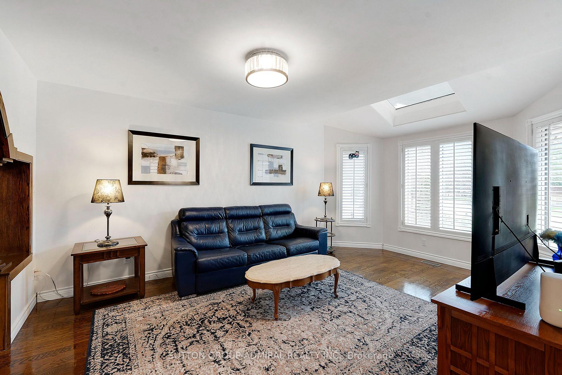 Photo 10 of 26 Albery Crescent, Aurora, Aurora Highlands — HOMEH