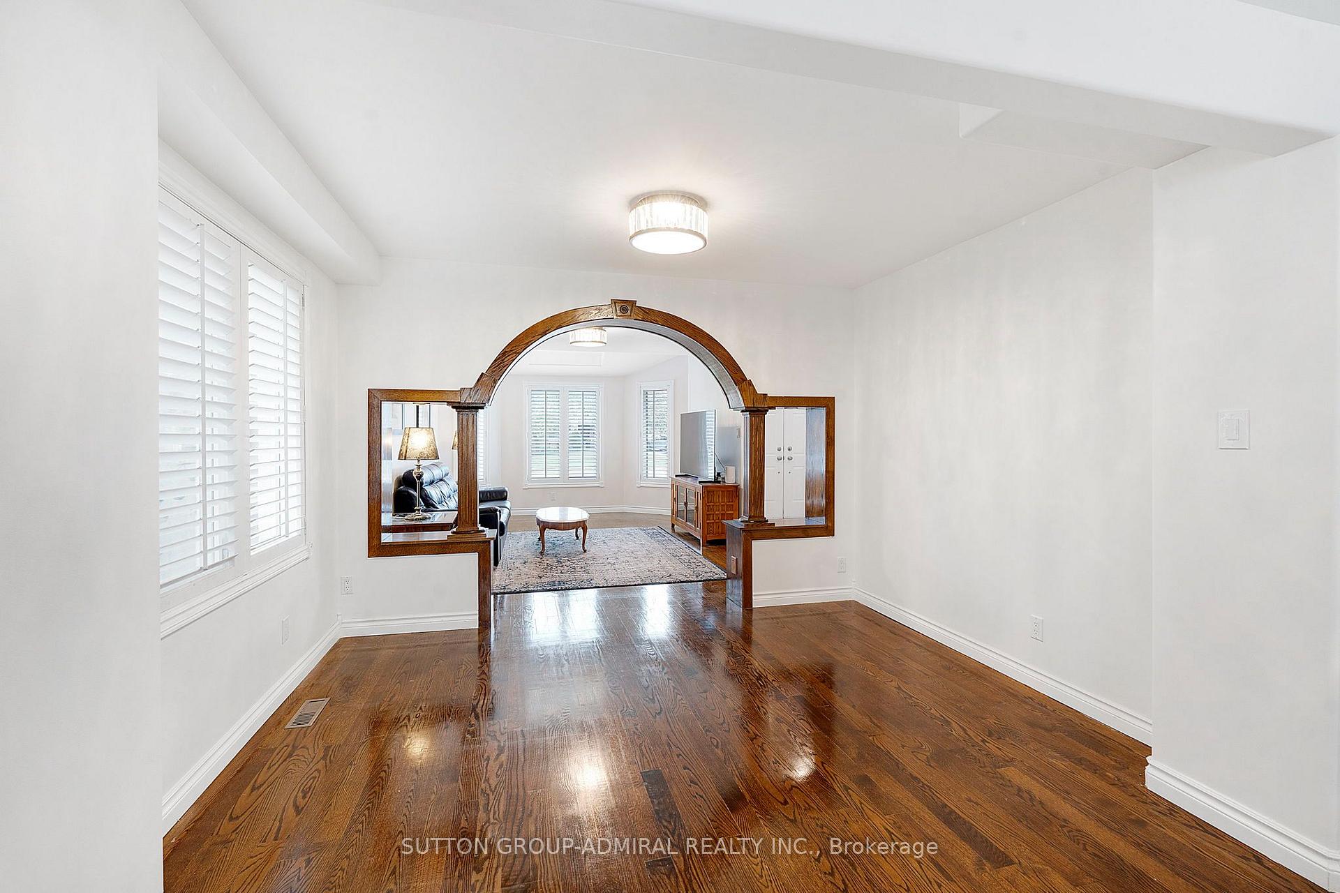 Photo 12 of 26 Albery Crescent, Aurora, Aurora Highlands — HOMEH