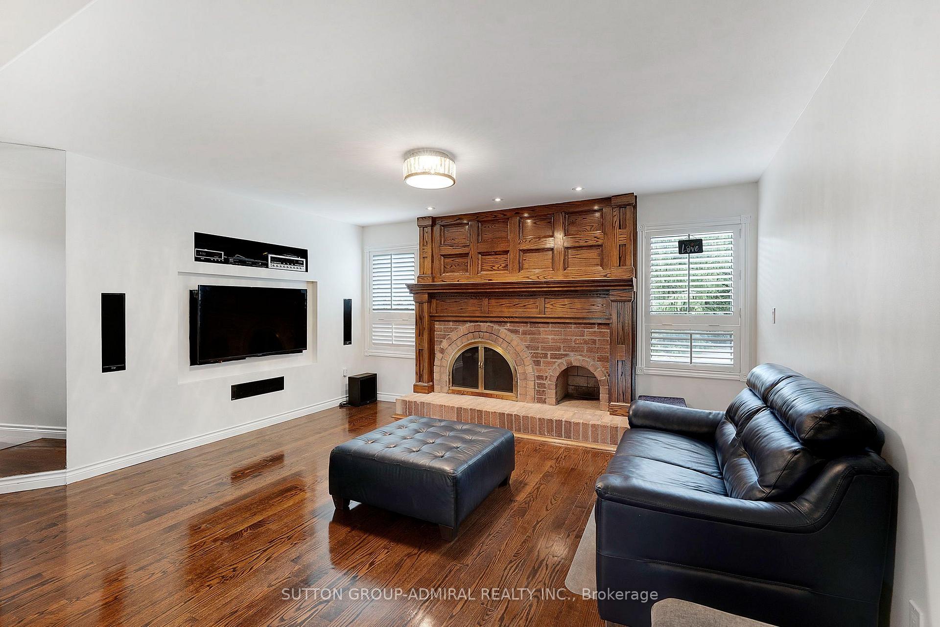 Photo 13 of 26 Albery Crescent, Aurora, Aurora Highlands — HOMEH