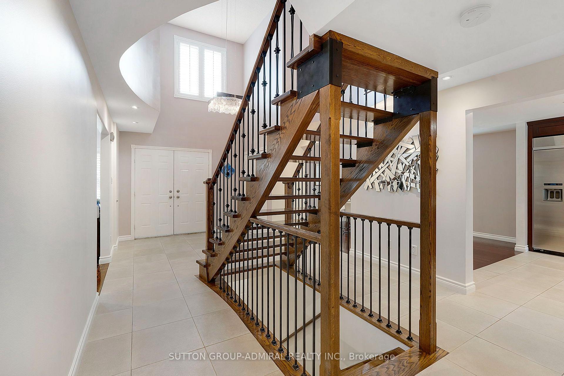 Photo 14 of 26 Albery Crescent, Aurora, Aurora Highlands — HOMEH