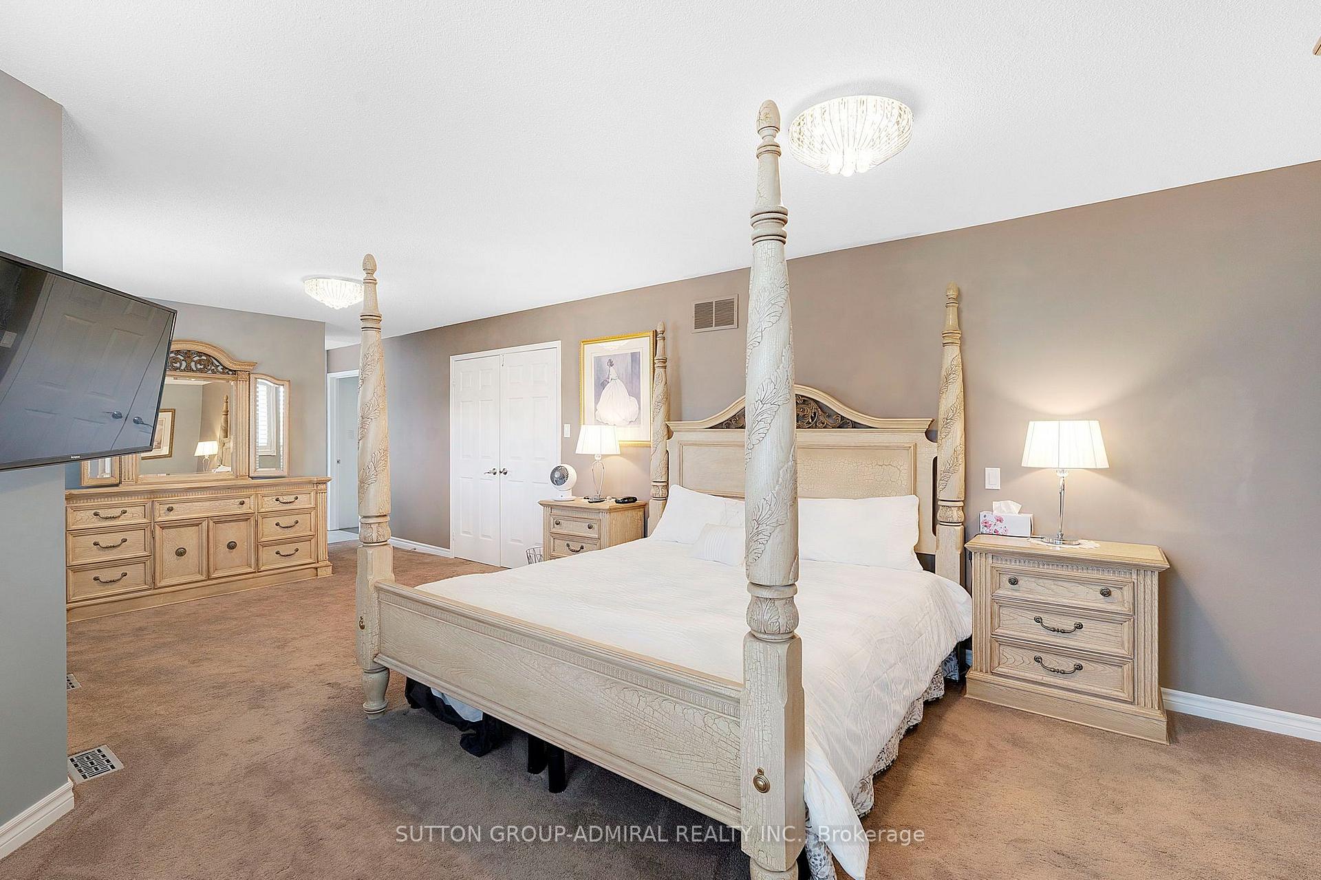 Photo 28 of 26 Albery Crescent, Aurora, Aurora Highlands — HOMEH