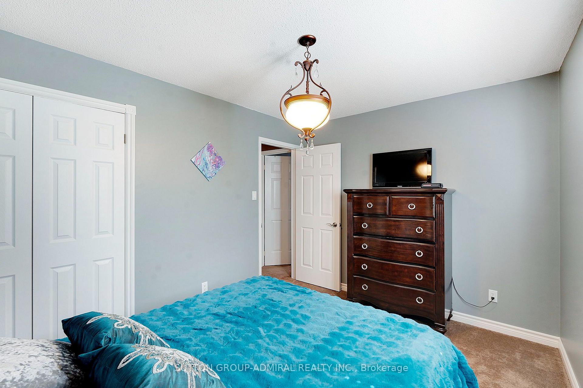 Photo 35 of 26 Albery Crescent, Aurora, Aurora Highlands — HOMEH