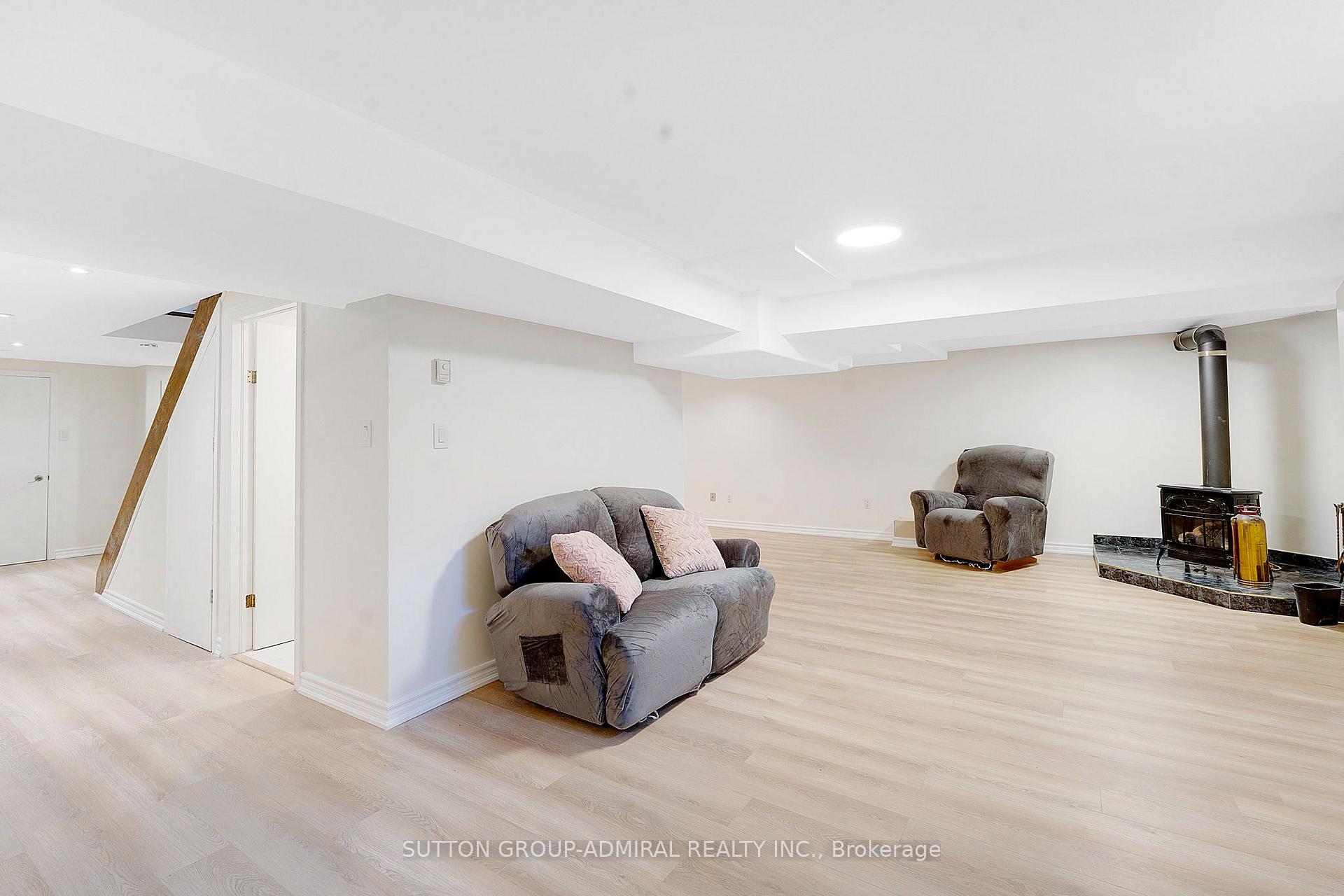 Photo 40 of 26 Albery Crescent, Aurora, Aurora Highlands — HOMEH