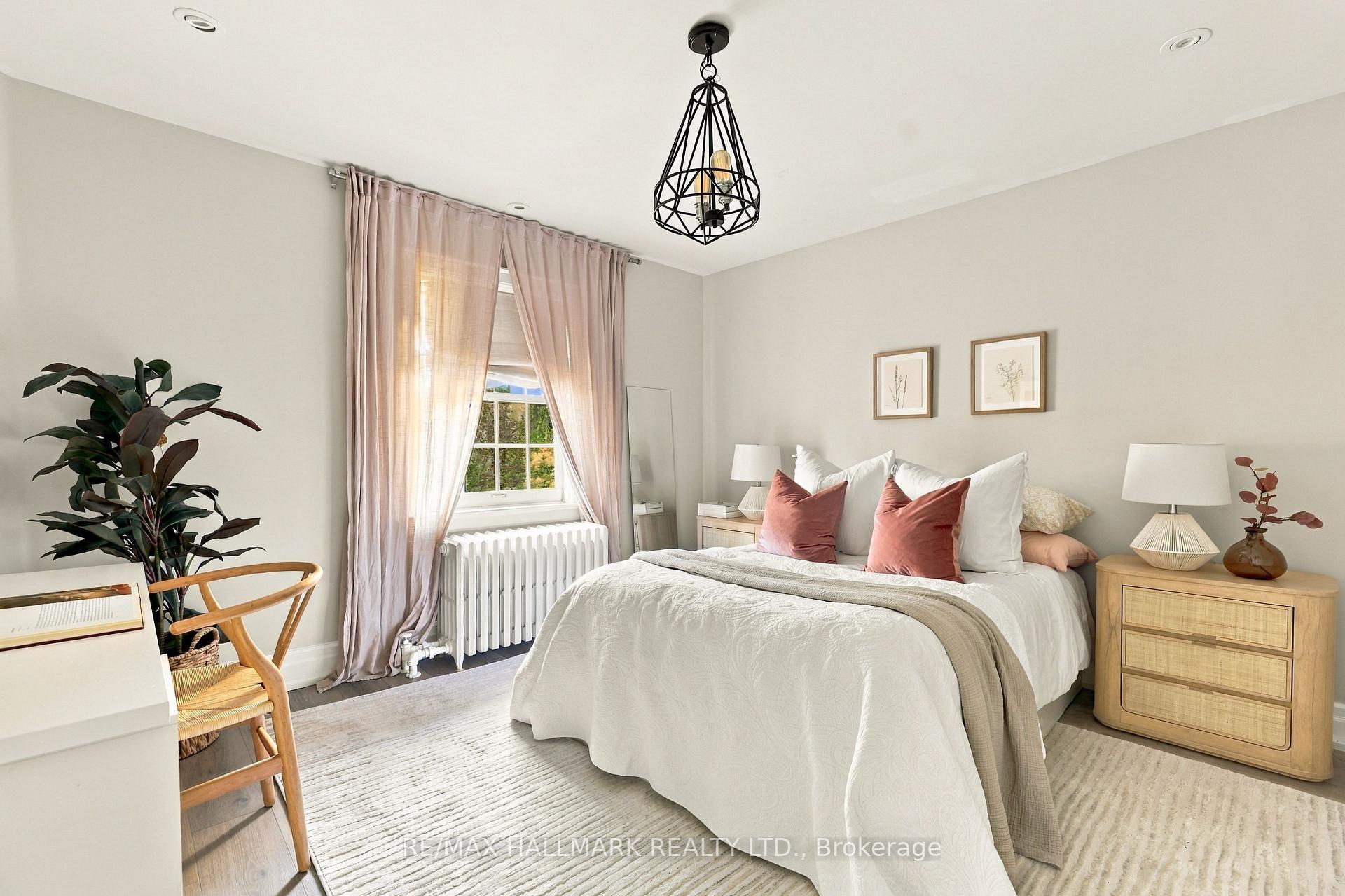 Photo 26 of 150 Glen Cedar Road, Toronto, Humewood-Cedarvale — HOMEH