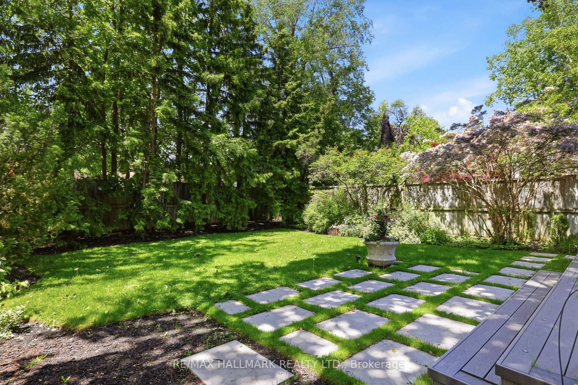Photo 42 of 150 Glen Cedar Road, Toronto, Humewood-Cedarvale — HOMEH