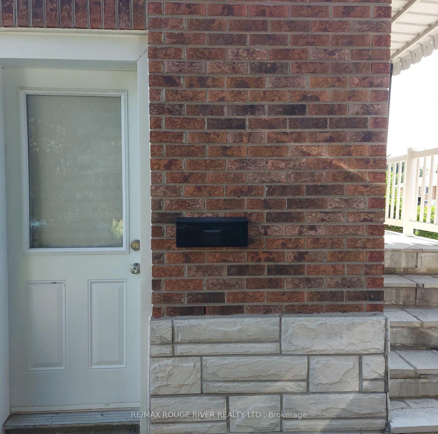 Photo 2 of Unit Bsmt, 509 Adelaide Avenue W, Oshawa, McLaughlin — HOMEH