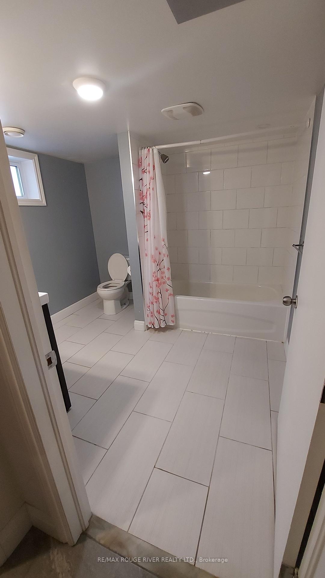 Photo 8 of Unit Bsmt, 509 Adelaide Avenue W, Oshawa, McLaughlin — HOMEH