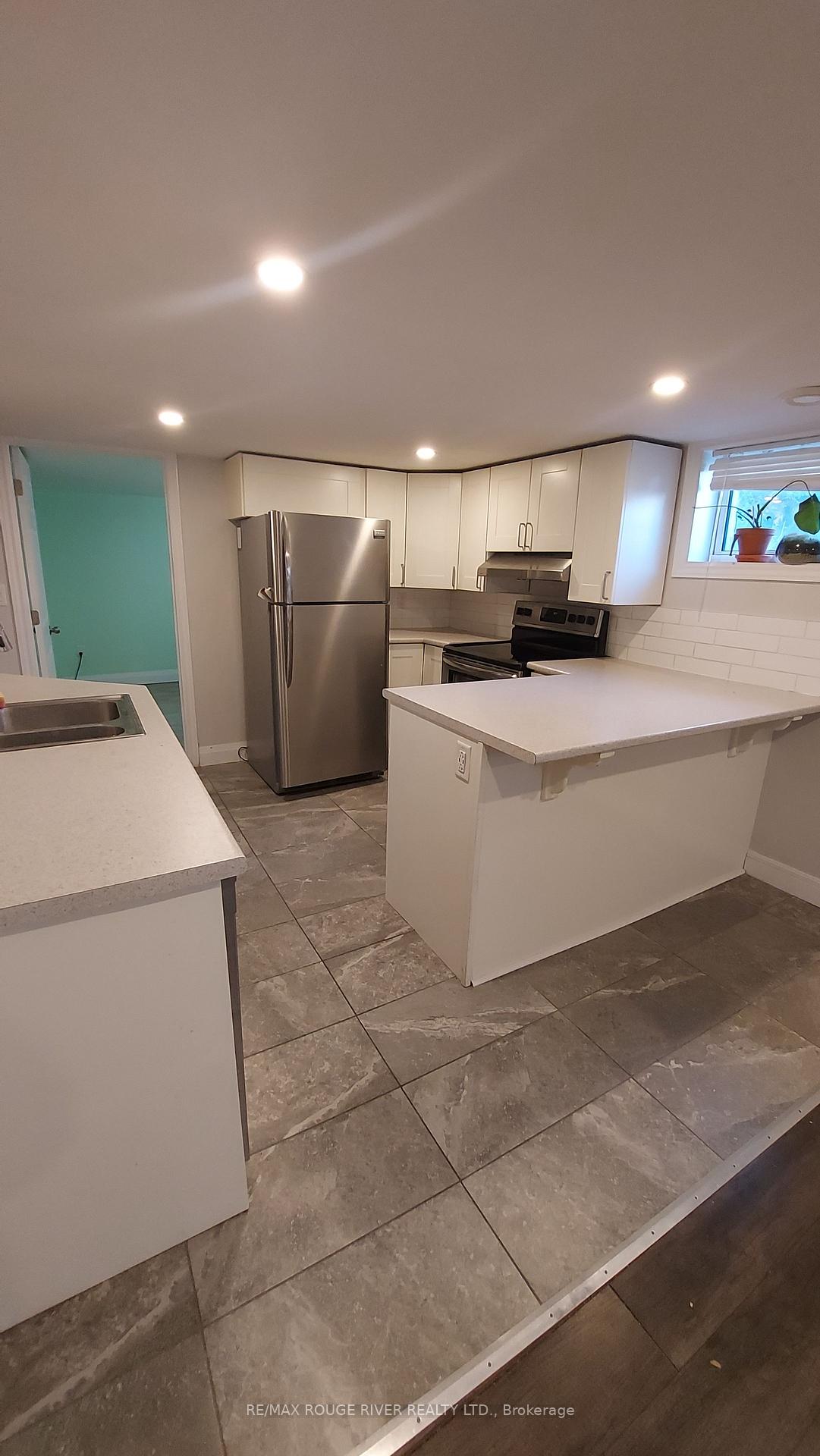 Photo 10 of Unit Bsmt, 509 Adelaide Avenue W, Oshawa, McLaughlin — HOMEH