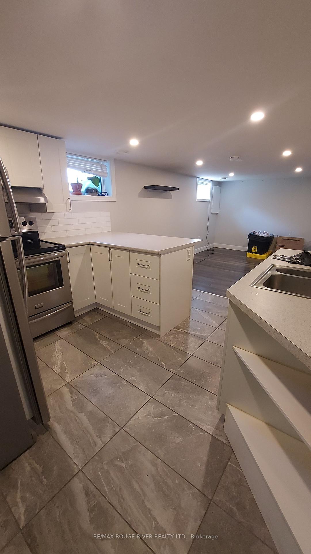 Photo 11 of Unit Bsmt, 509 Adelaide Avenue W, Oshawa, McLaughlin — HOMEH