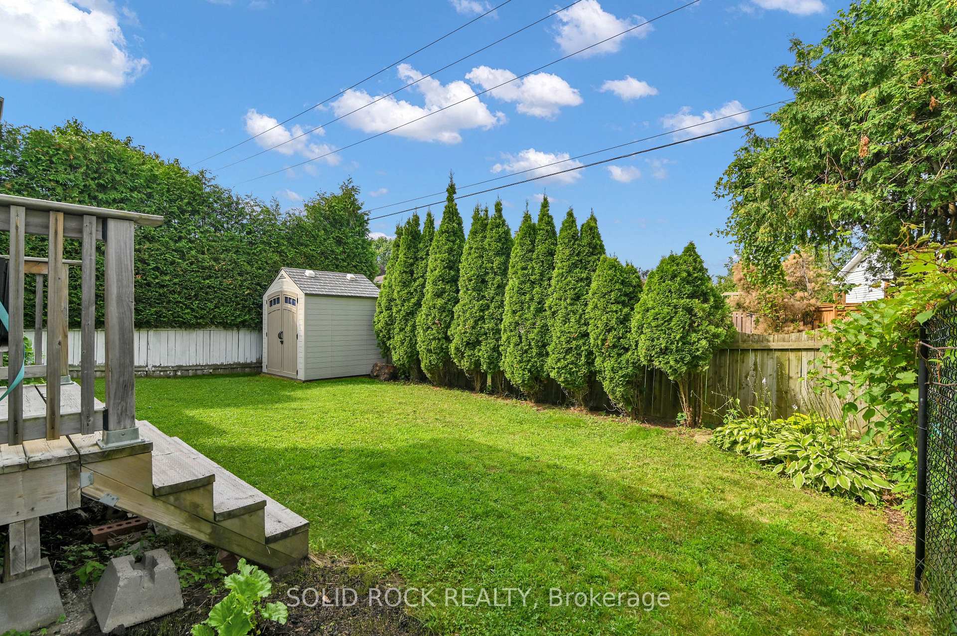 Photo 36 of 253 Cote-Royale Crescent, Ottawa, Bilberry Creek/Queenswood Heights — HOMEH