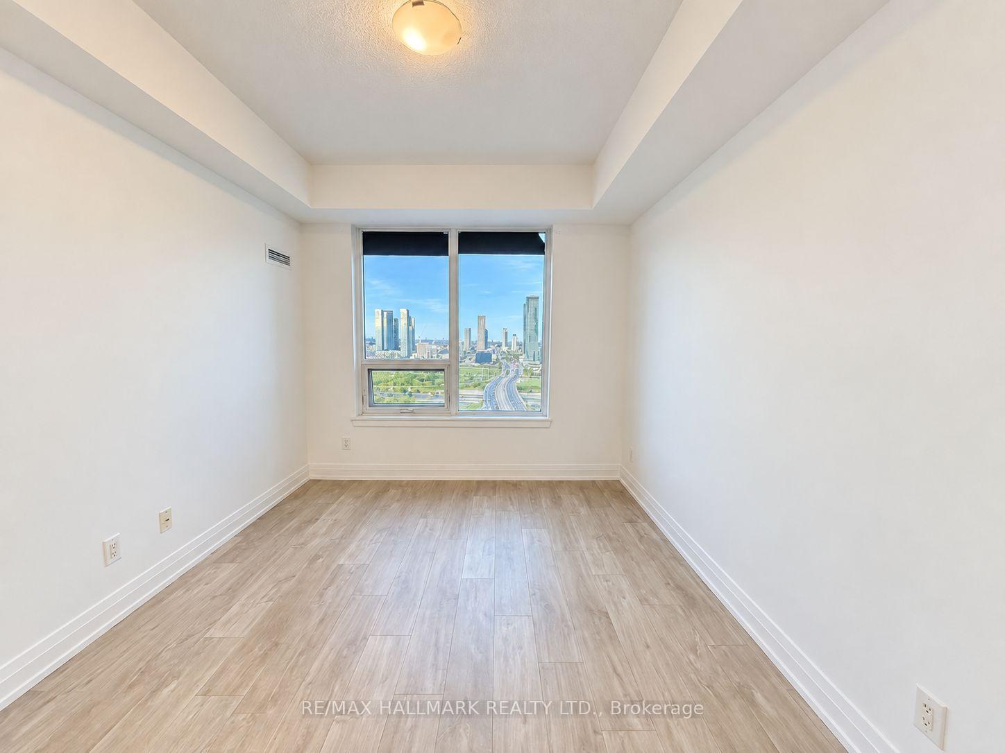 Photo 12 of Unit 2807, 3600 Hwy 7 Road, Vaughan, Vaughan Corporate Centre — HOMEH
