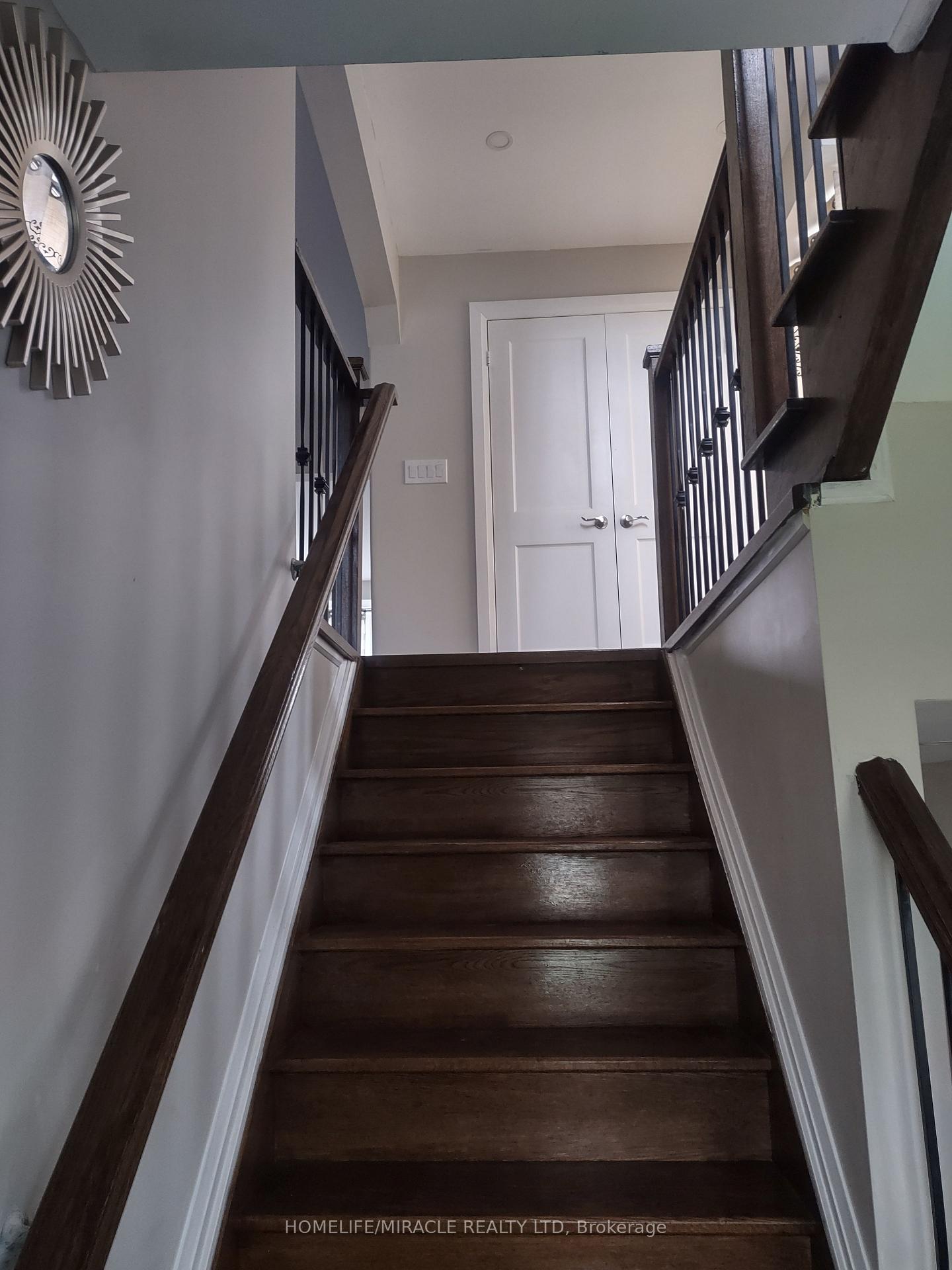 Photo 3 of 688B Midland Avenue, Scarborough, Kennedy Park — HOMEH
