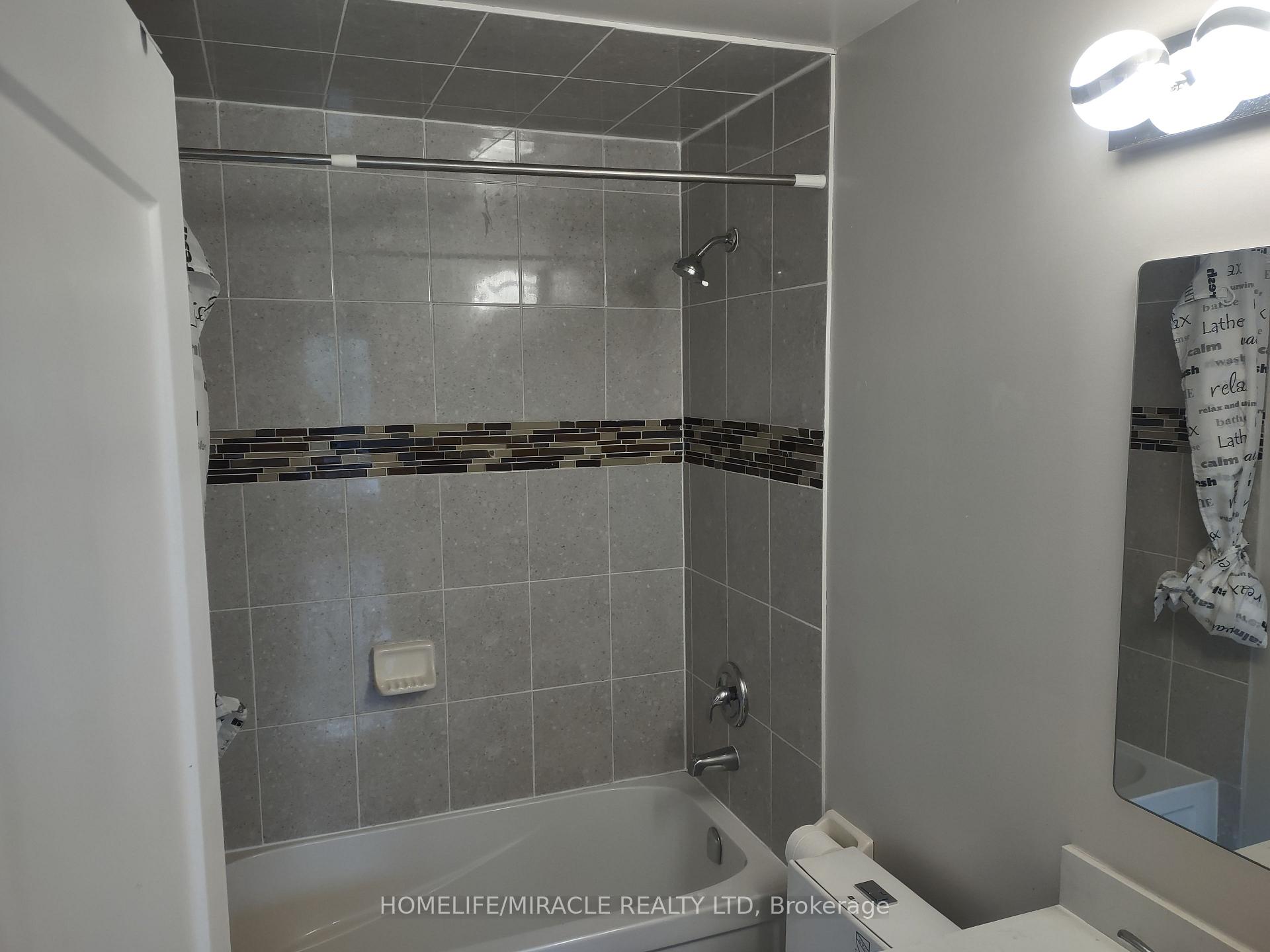 Photo 11 of 688B Midland Avenue, Scarborough, Kennedy Park — HOMEH