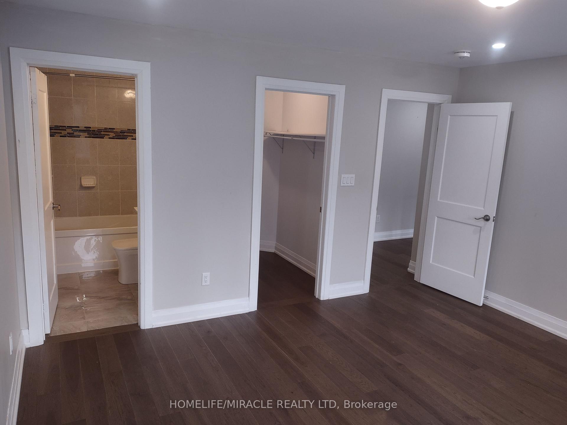 Photo 12 of 688B Midland Avenue, Scarborough, Kennedy Park — HOMEH