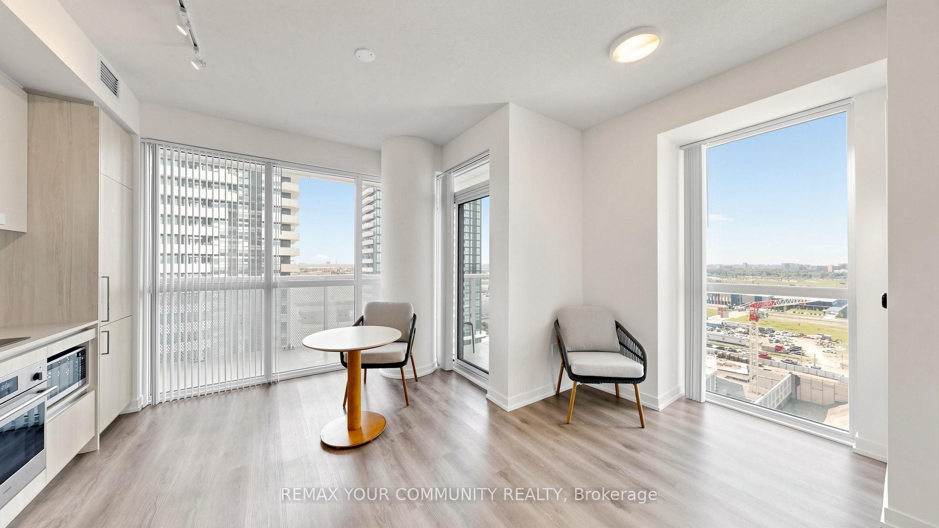 Photo 2 of Unit 1702, 225 Commerce Street, Vaughan, Vaughan Corporate Centre — HOMEH