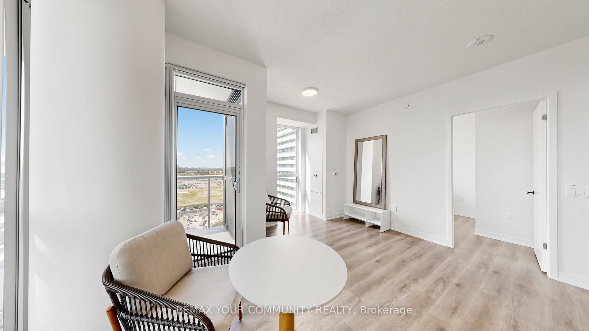Photo 5 of Unit 1702, 225 Commerce Street, Vaughan, Vaughan Corporate Centre — HOMEH