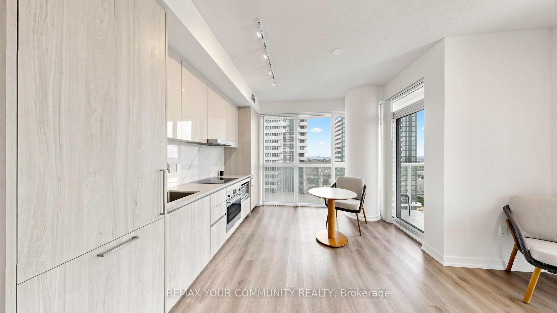 Photo 6 of Unit 1702, 225 Commerce Street, Vaughan, Vaughan Corporate Centre — HOMEH