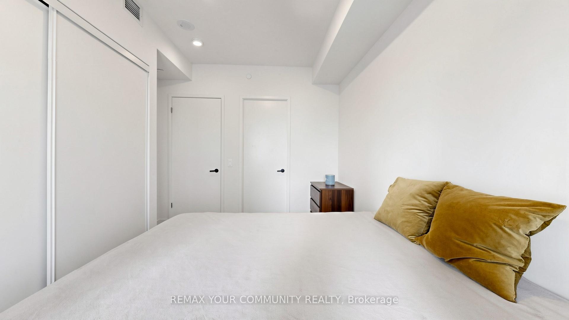 Photo 10 of Unit 1702, 225 Commerce Street, Vaughan, Vaughan Corporate Centre — HOMEH