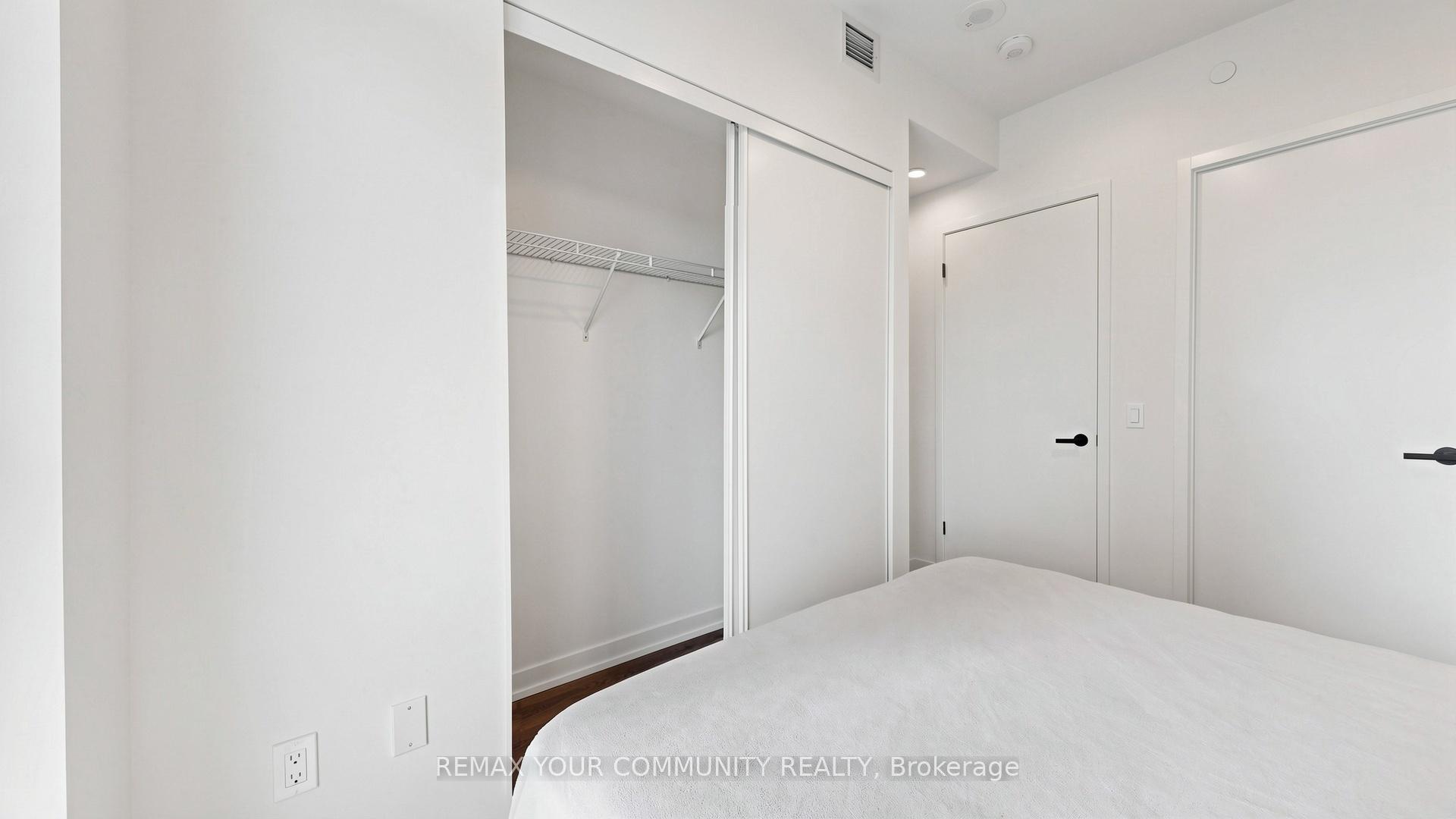 Photo 11 of Unit 1702, 225 Commerce Street, Vaughan, Vaughan Corporate Centre — HOMEH
