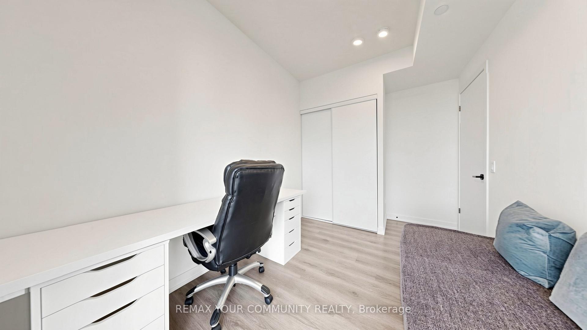 Photo 16 of Unit 1702, 225 Commerce Street, Vaughan, Vaughan Corporate Centre — HOMEH