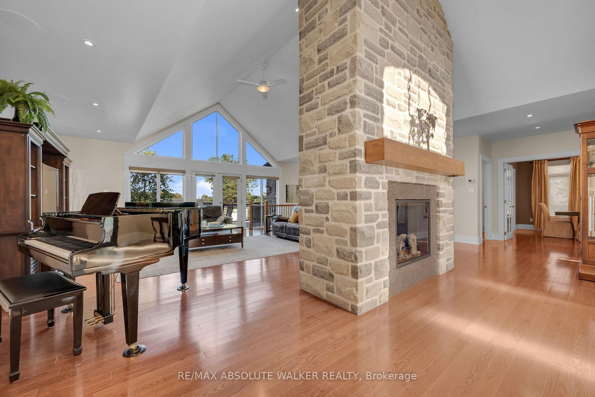 Photo 2 of 1565 Dunning Road, Ottawa, Cumberland West — HOMEH
