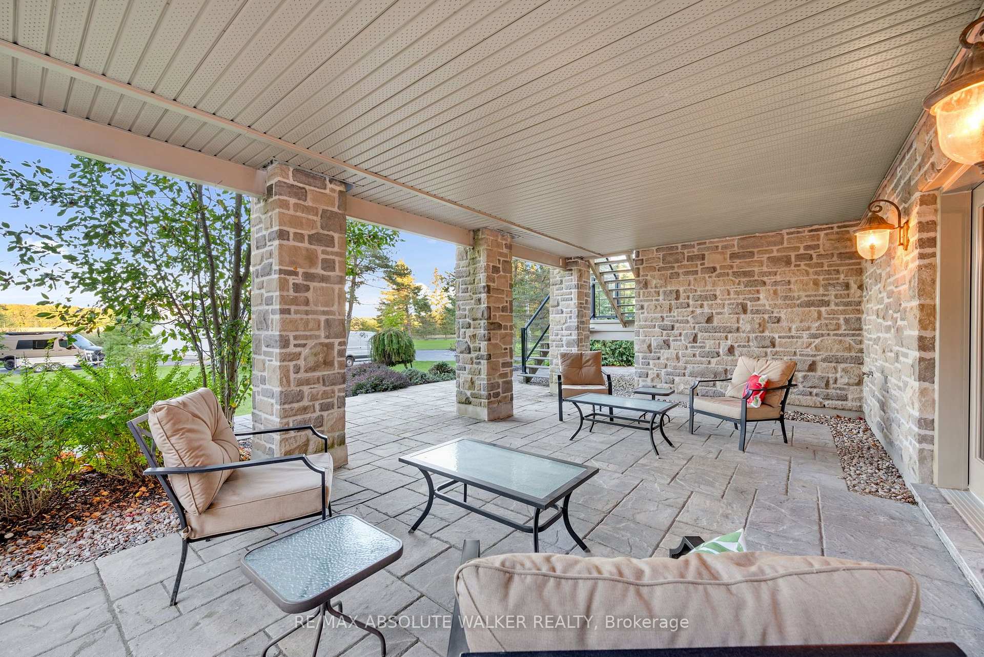Photo 39 of 1565 Dunning Road, Ottawa, Cumberland West — HOMEH