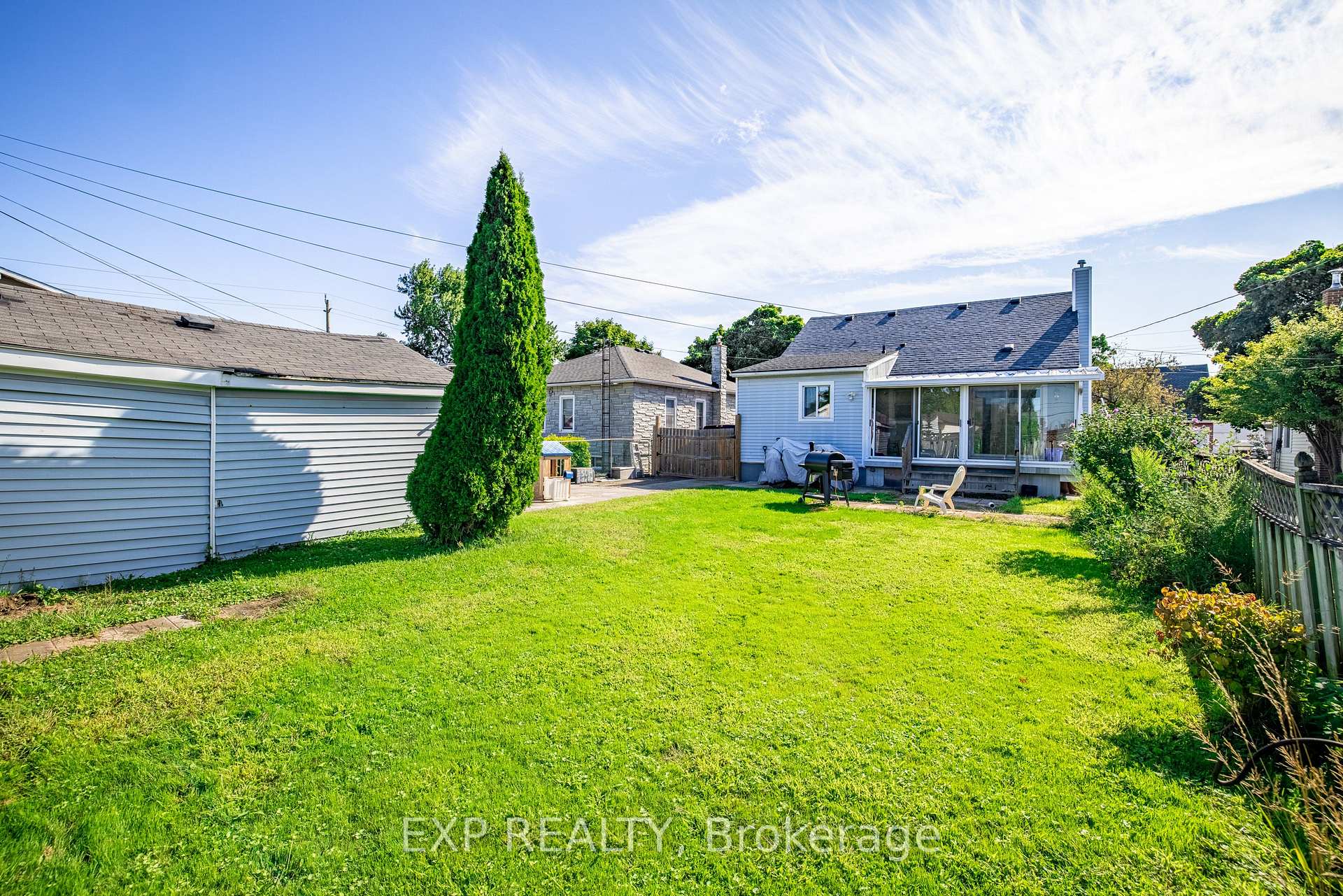 Photo 2 of Unit Upper, 293 Mcalpine Avenue S, Welland, Lincoln/Crowland — HOMEH