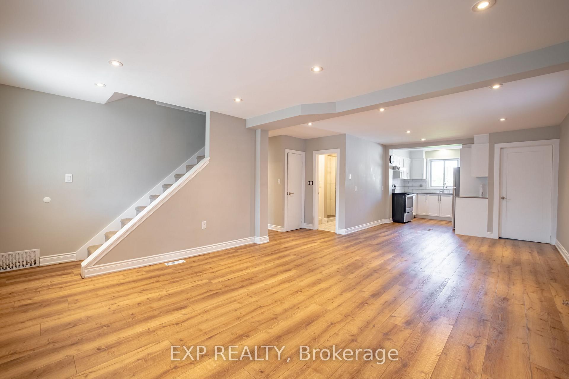 Photo 4 of Unit Upper, 293 Mcalpine Avenue S, Welland, Lincoln/Crowland — HOMEH