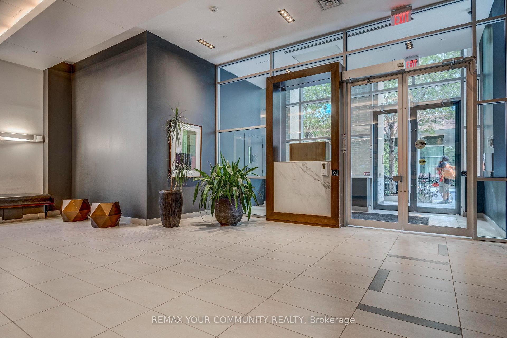 Photo 3 of Unit 1210, 105 George Street, Toronto, Moss Park — HOMEH