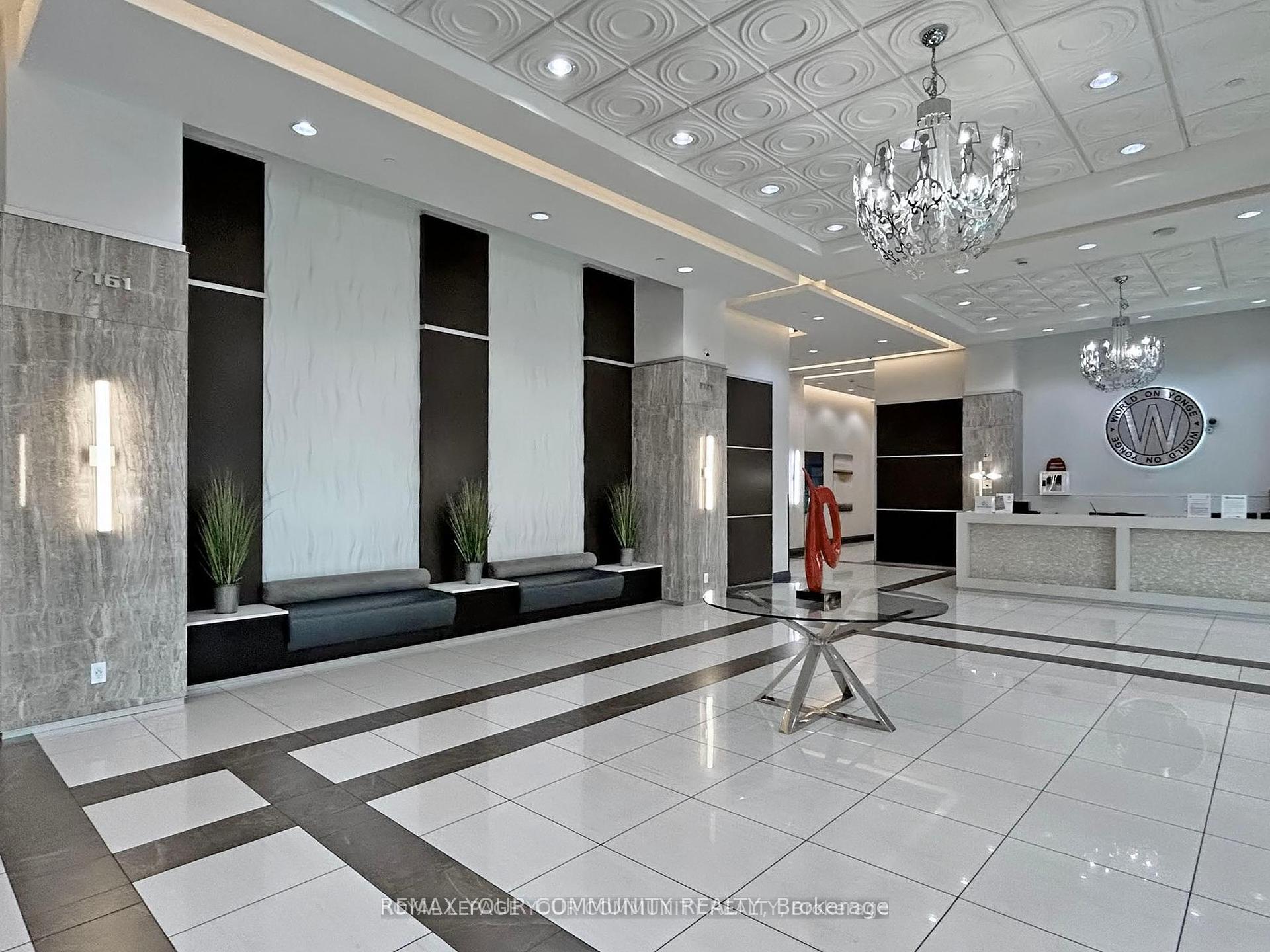 Photo 4 of Unit 522, 7161 Yonge Street, Markham, Thornhill — HOMEH