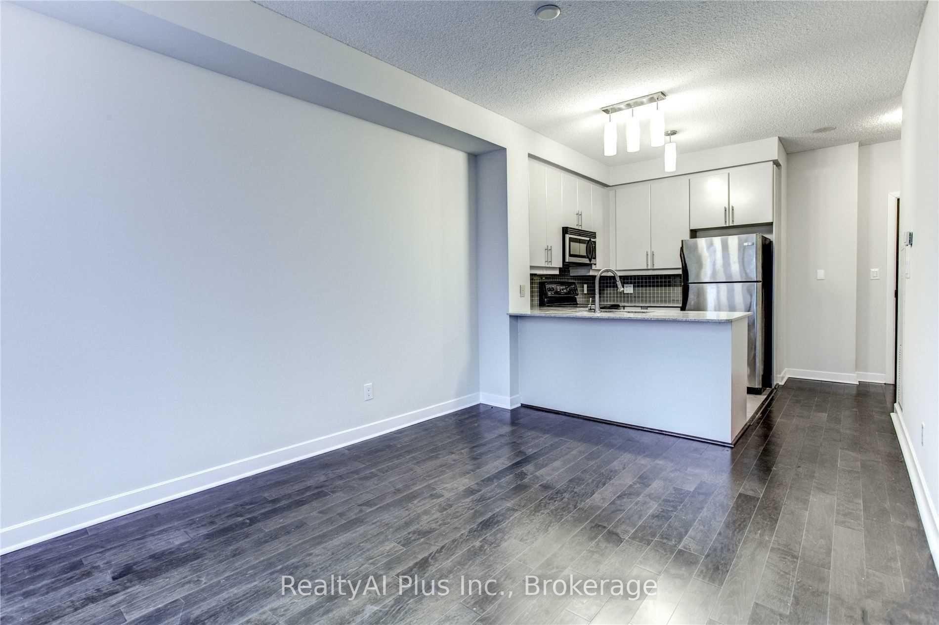 Photo 6 of Unit 3101, 18 Harbour Street, Toronto, Waterfront Communities — HOMEH