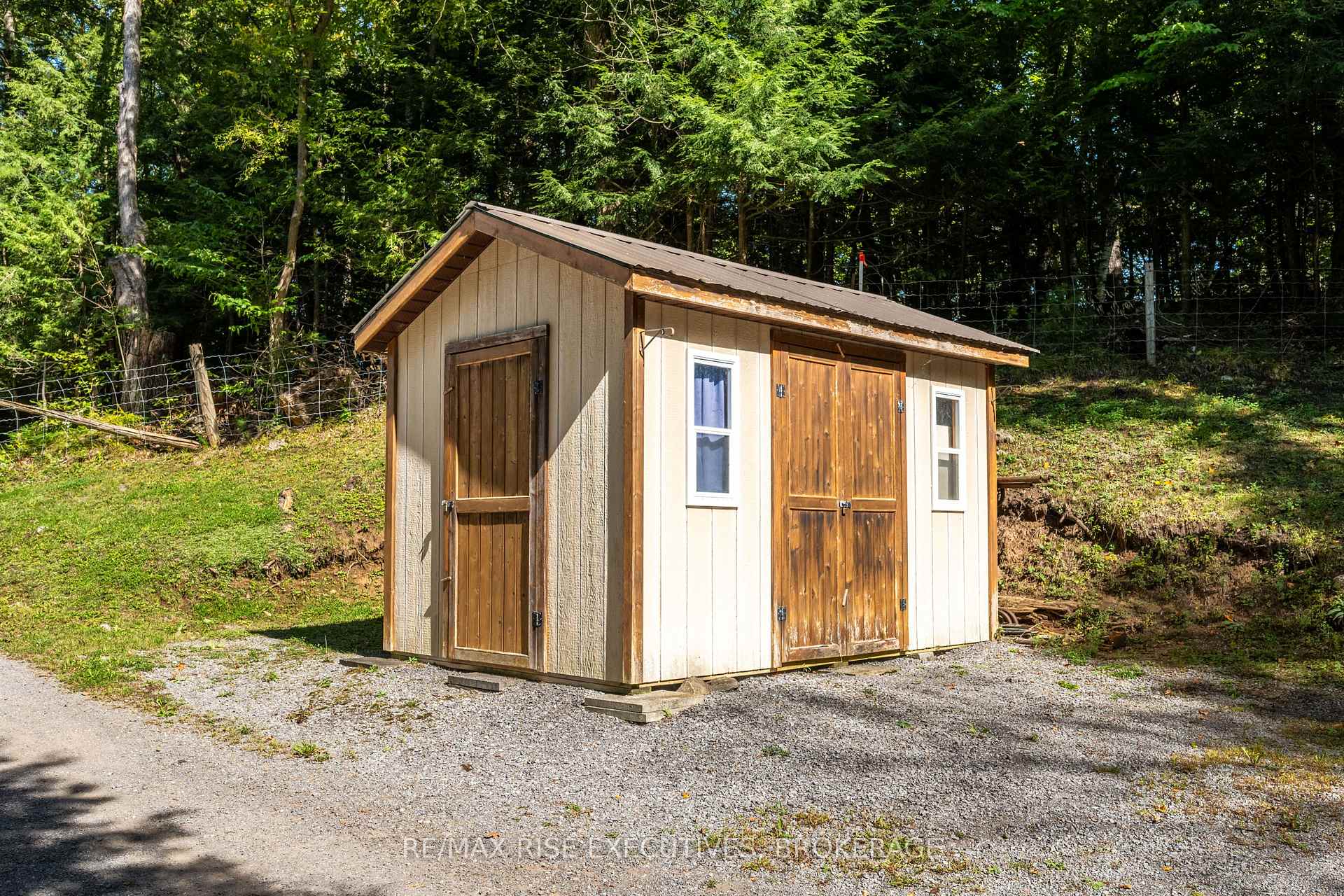 Photo 6 of 1123 Willys Lane, Frontenac, Frontenac South — HOMEH