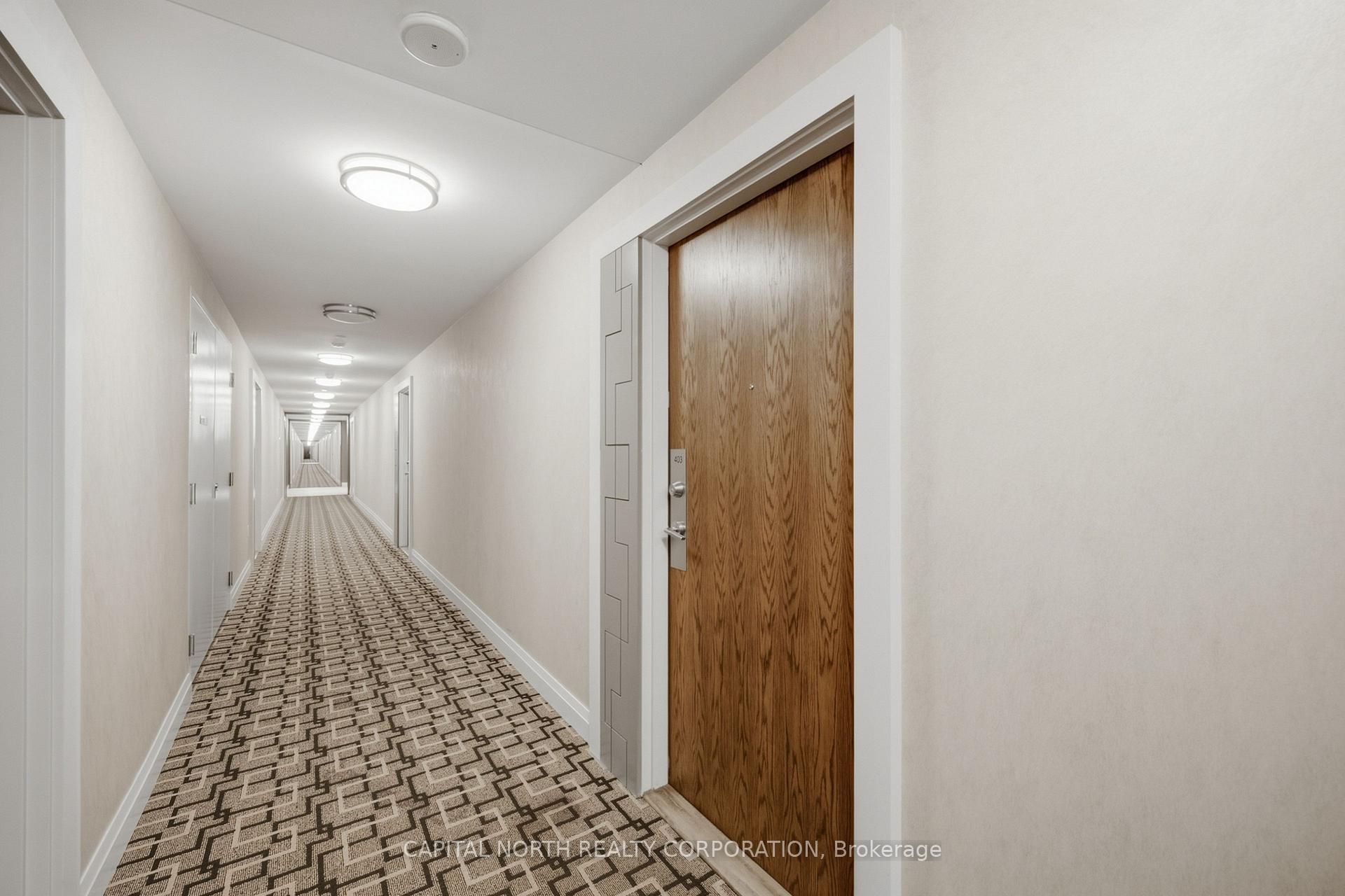 Photo 6 of Unit 403, 99 Eagle Rock Way, Vaughan, Rural Vaughan — HOMEH