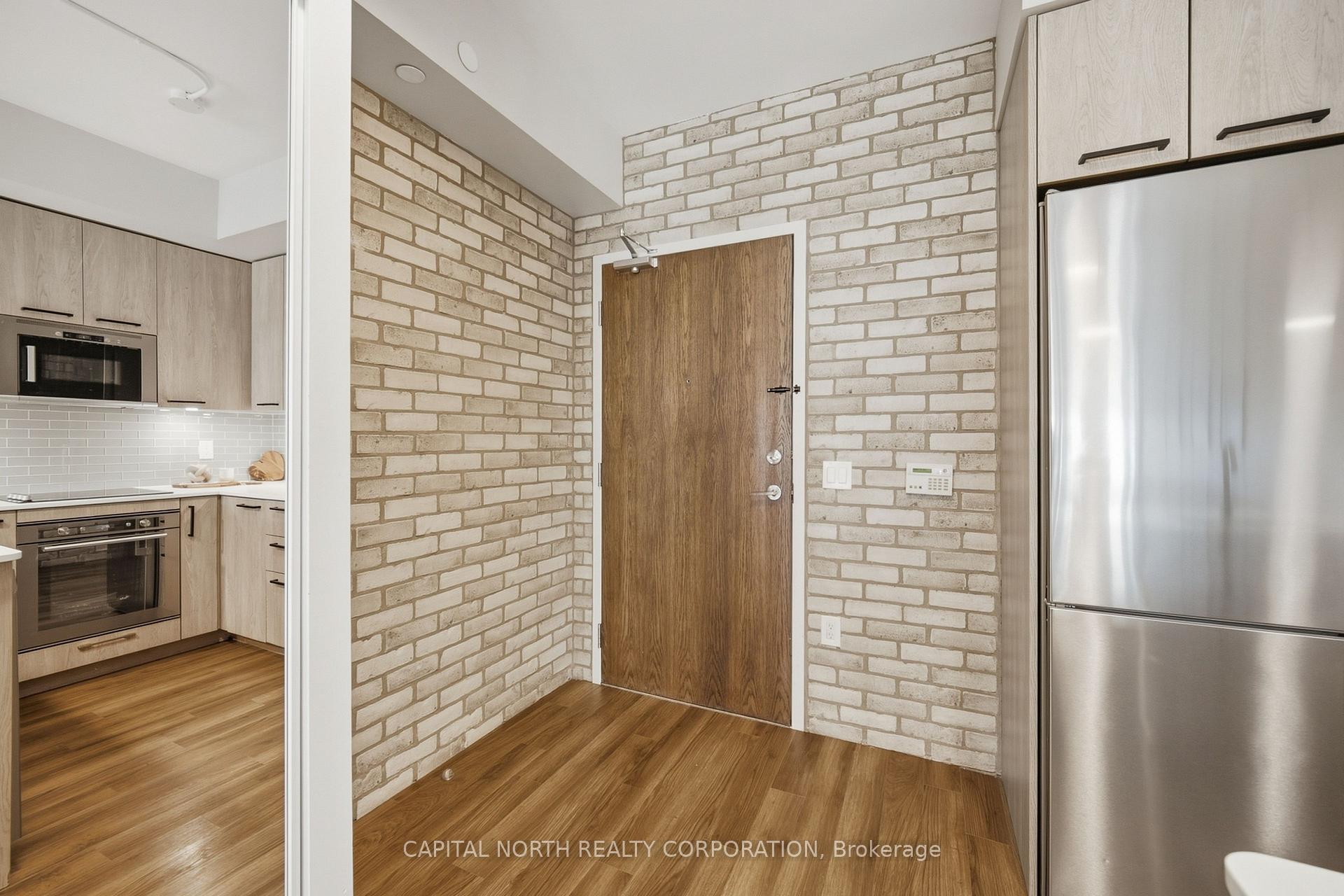 Photo 7 of Unit 403, 99 Eagle Rock Way, Vaughan, Rural Vaughan — HOMEH
