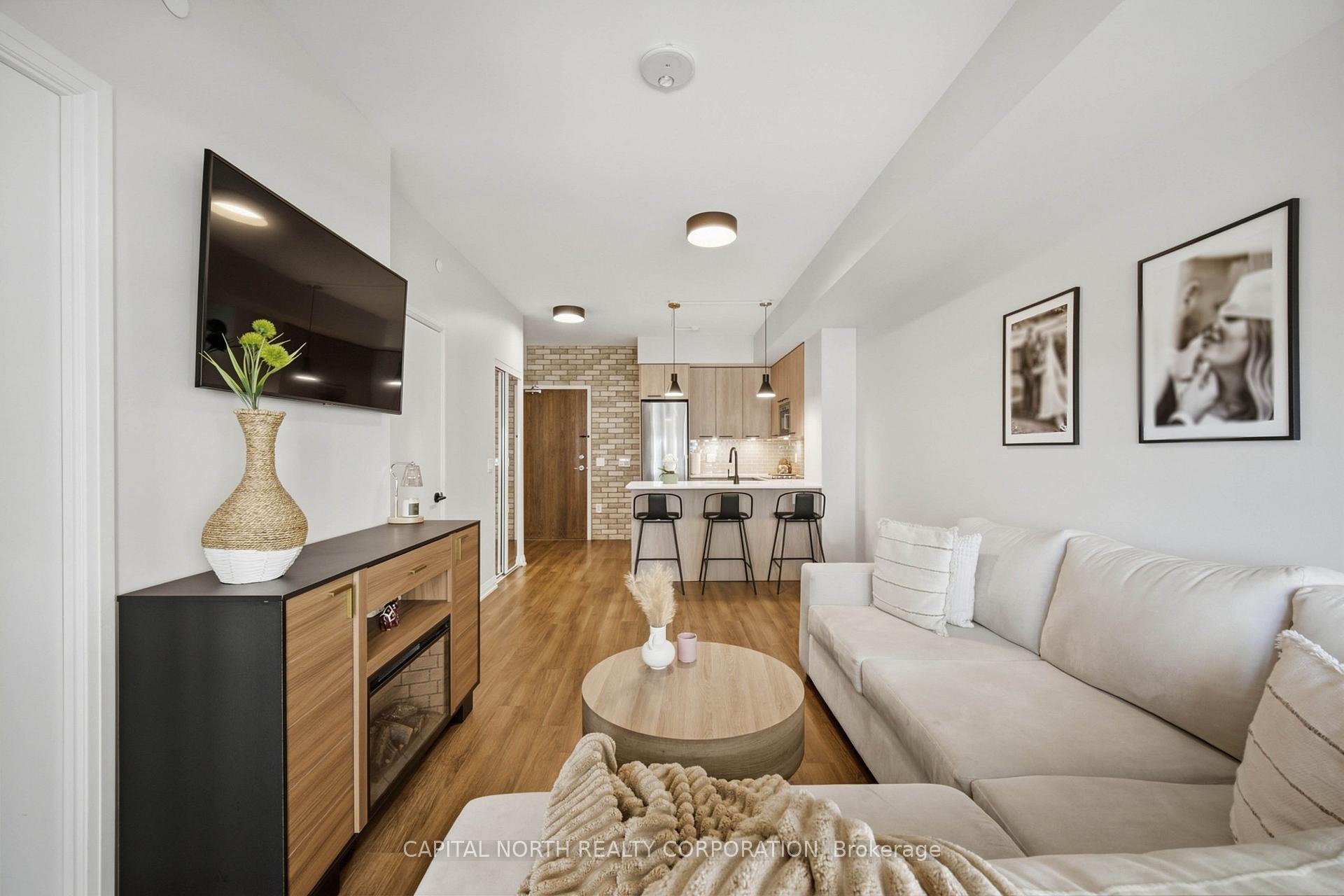 Photo 15 of Unit 403, 99 Eagle Rock Way, Vaughan, Rural Vaughan — HOMEH