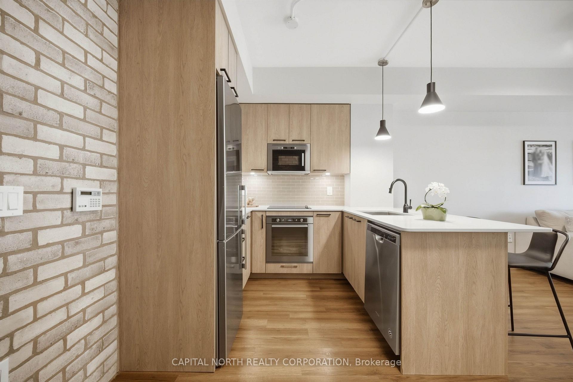 Photo 19 of Unit 403, 99 Eagle Rock Way, Vaughan, Rural Vaughan — HOMEH