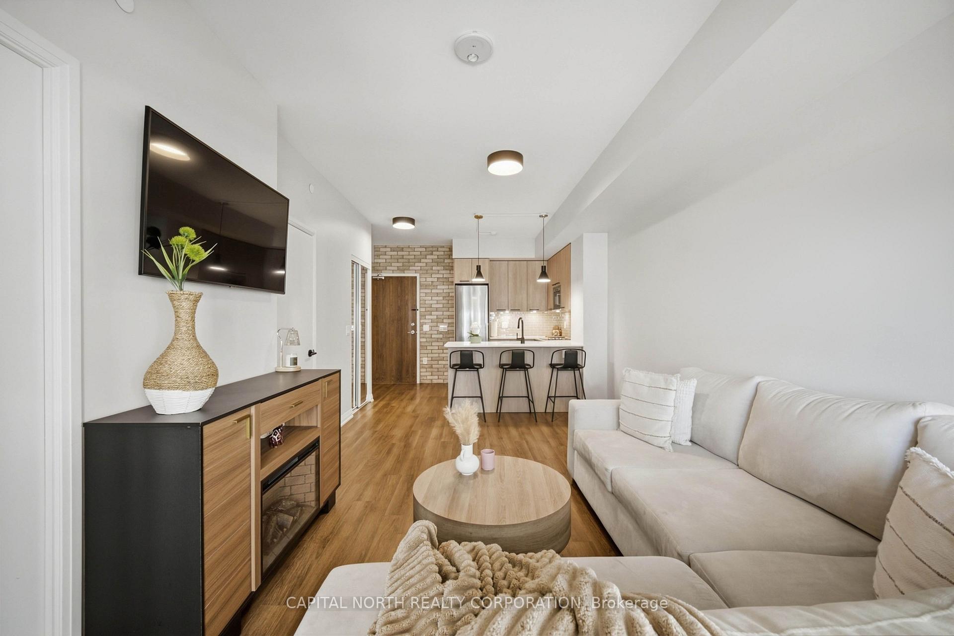 Photo 17 of Unit 403, 99 Eagle Rock Way, Vaughan, Rural Vaughan — HOMEH