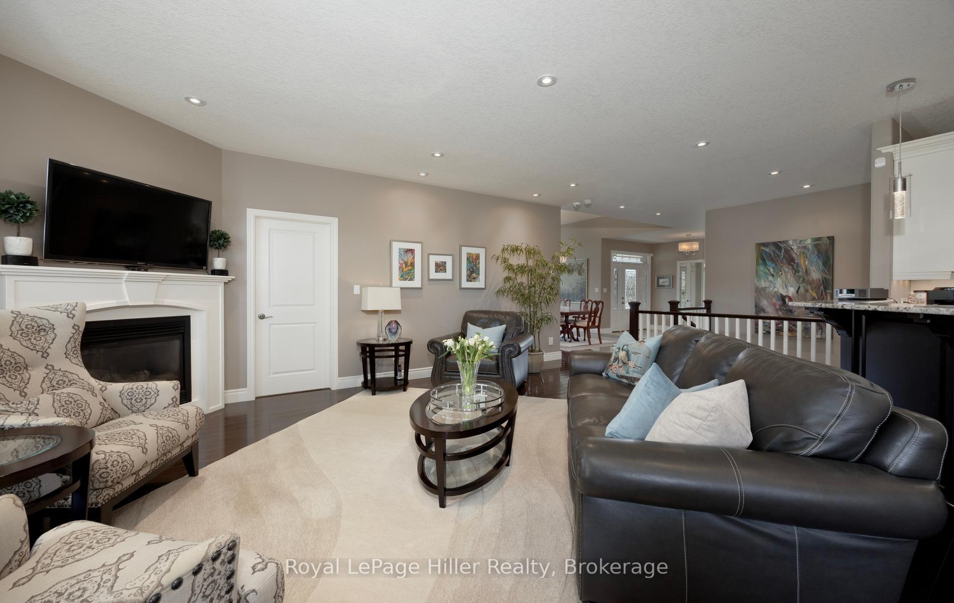 Photo 19 of 2 Findlay Place, Stratford — HOMEH