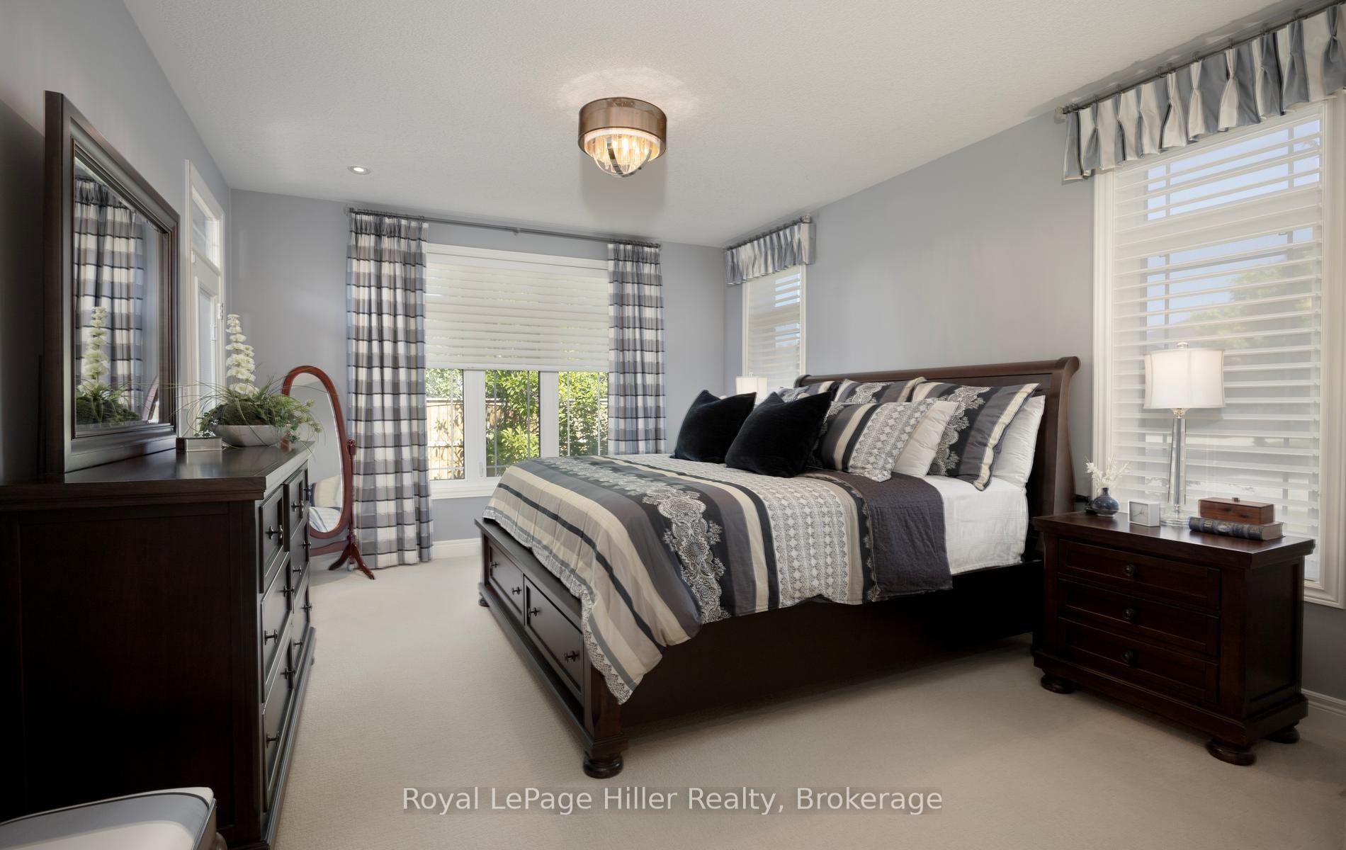 Photo 27 of 2 Findlay Place, Stratford — HOMEH