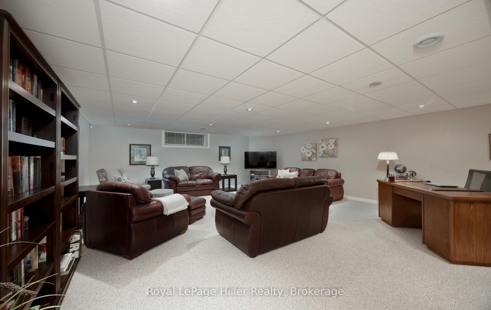 Photo 32 of 2 Findlay Place, Stratford — HOMEH