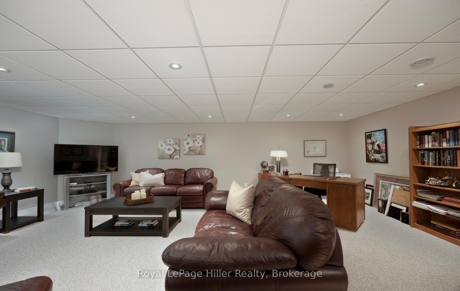 Photo 33 of 2 Findlay Place, Stratford — HOMEH