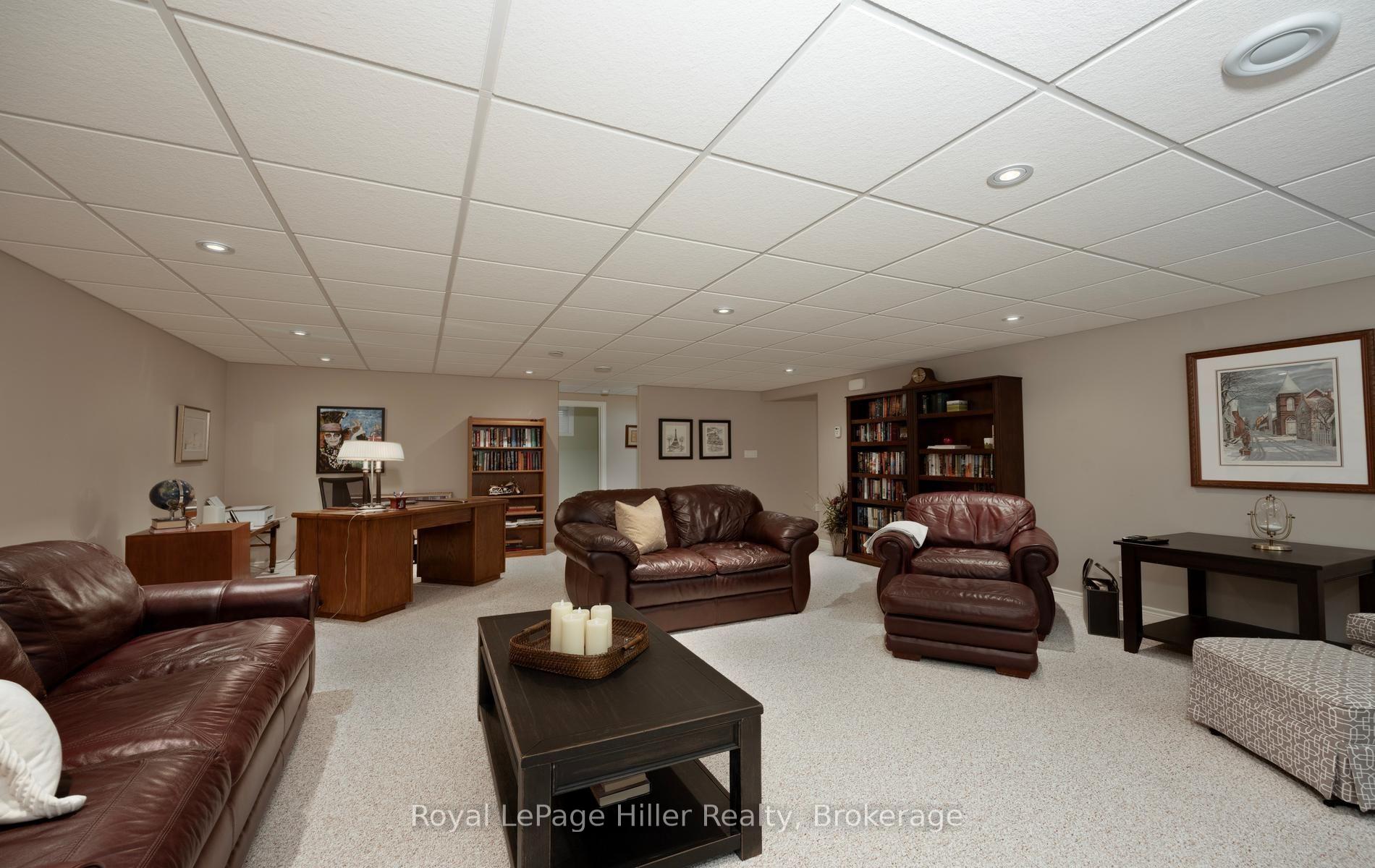 Photo 34 of 2 Findlay Place, Stratford — HOMEH