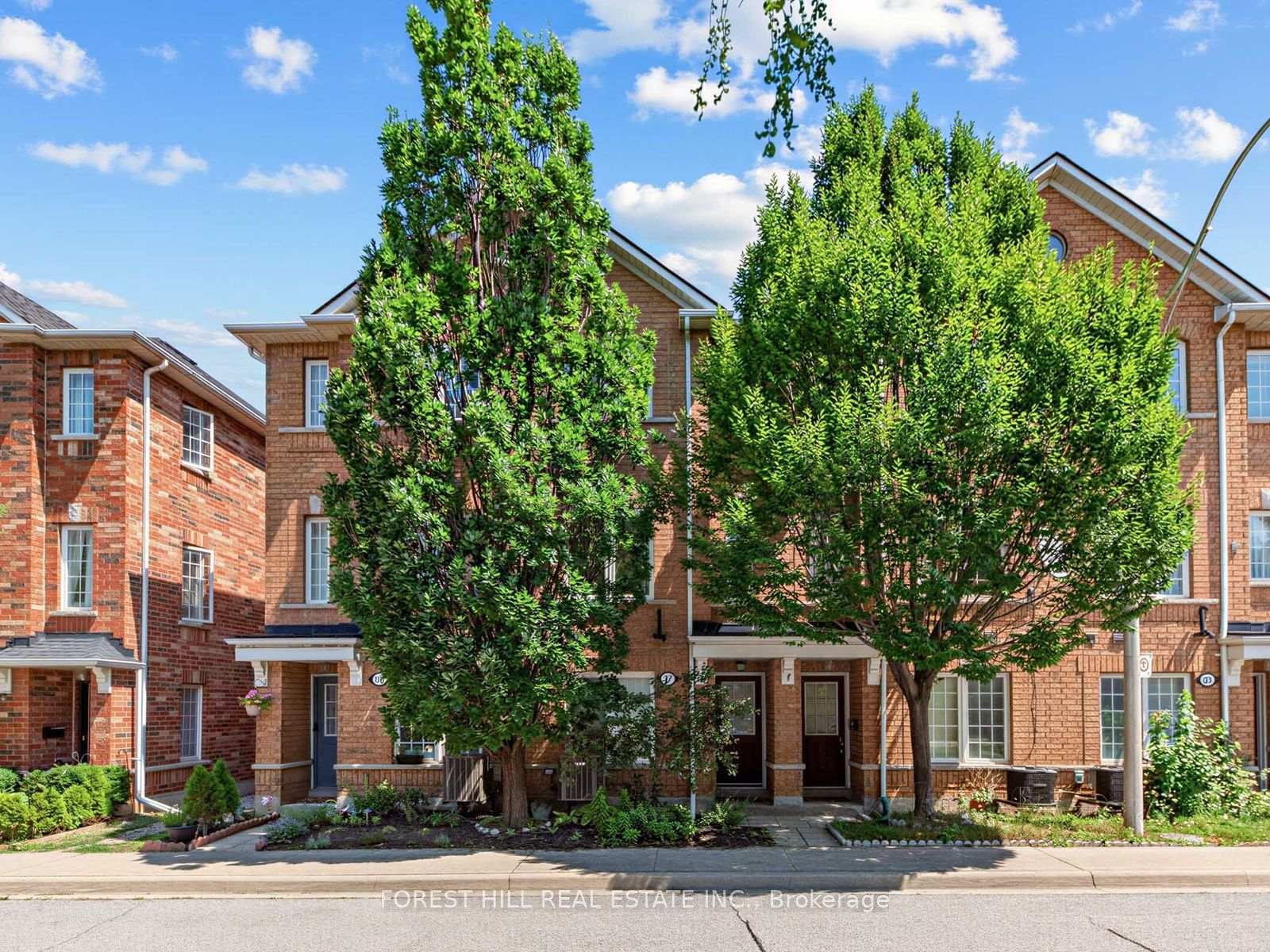 Photo 1 of 37 Birdstone Crescent, Toronto, Junction Area — HOMEH