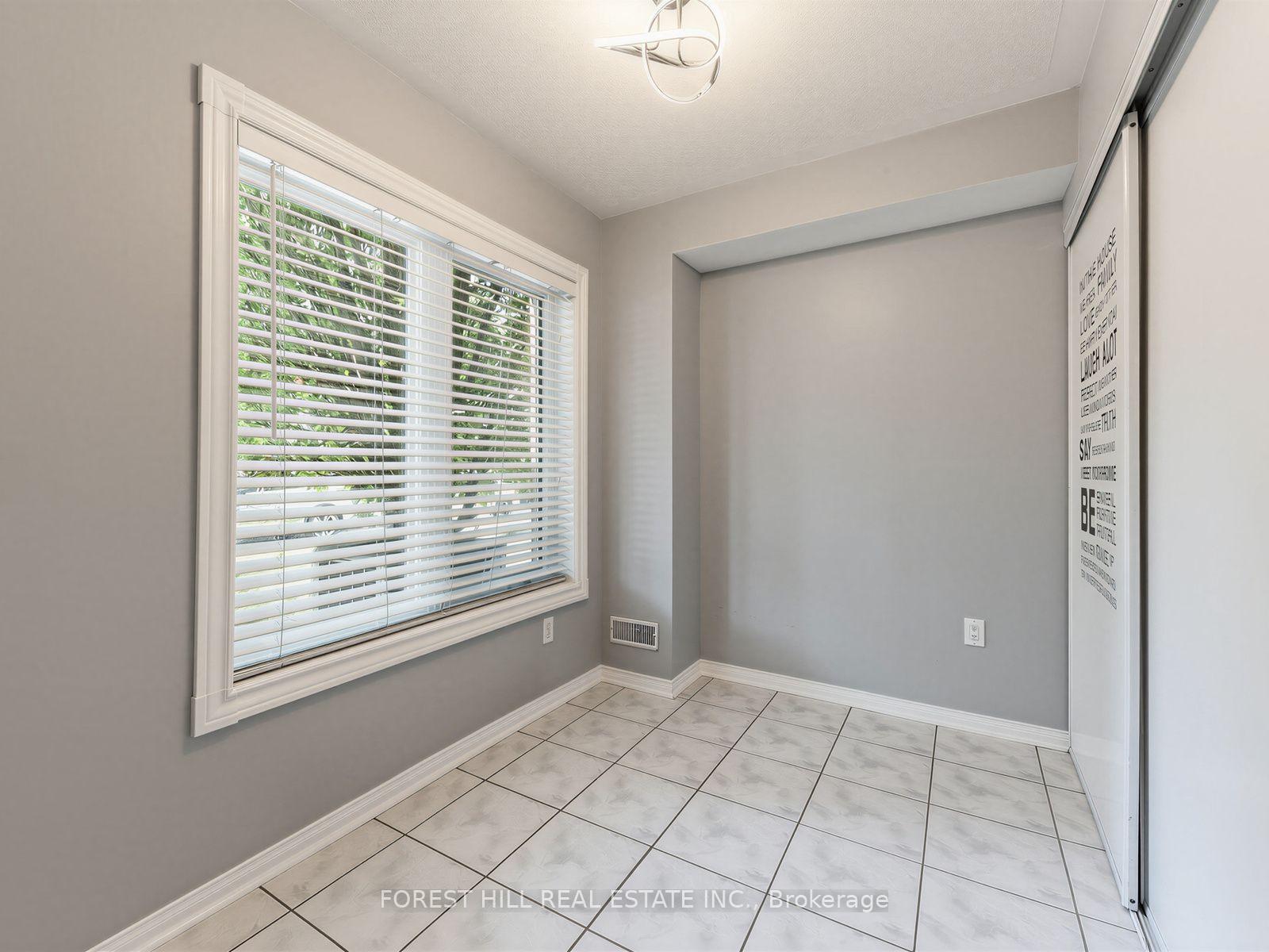 Photo 7 of 37 Birdstone Crescent, Toronto, Junction Area — HOMEH