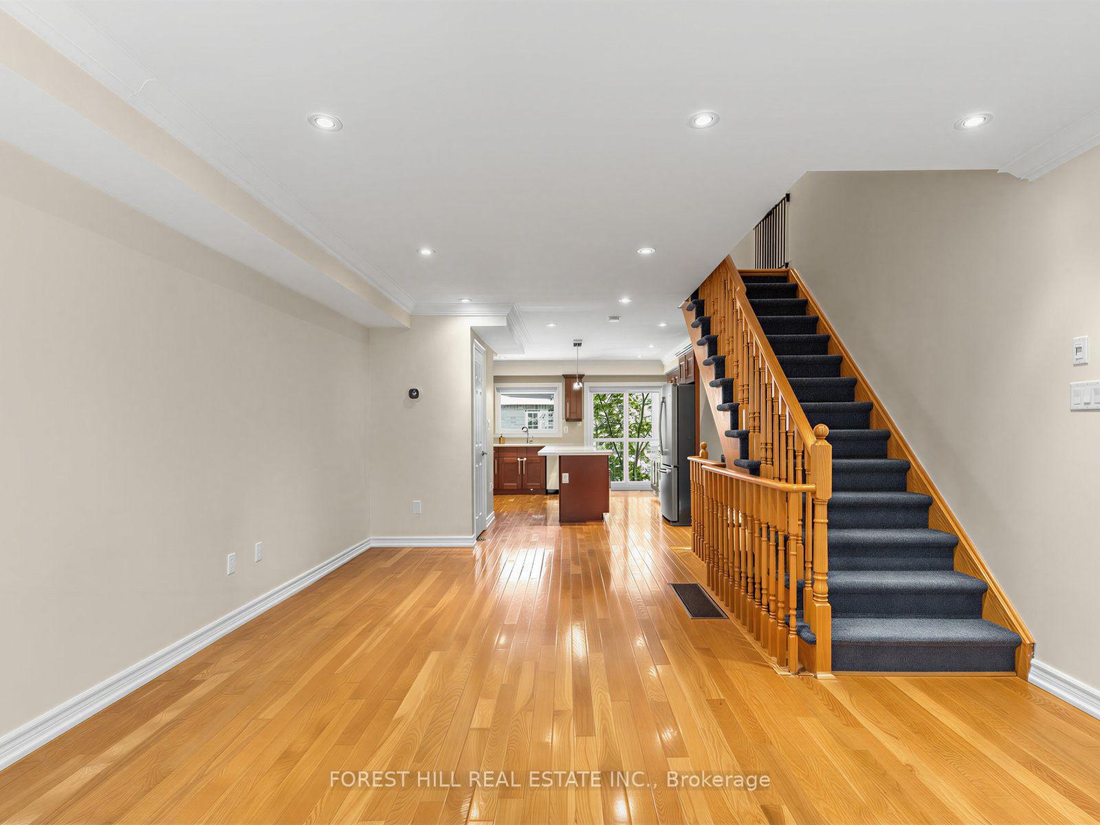 Photo 14 of 37 Birdstone Crescent, Toronto, Junction Area — HOMEH