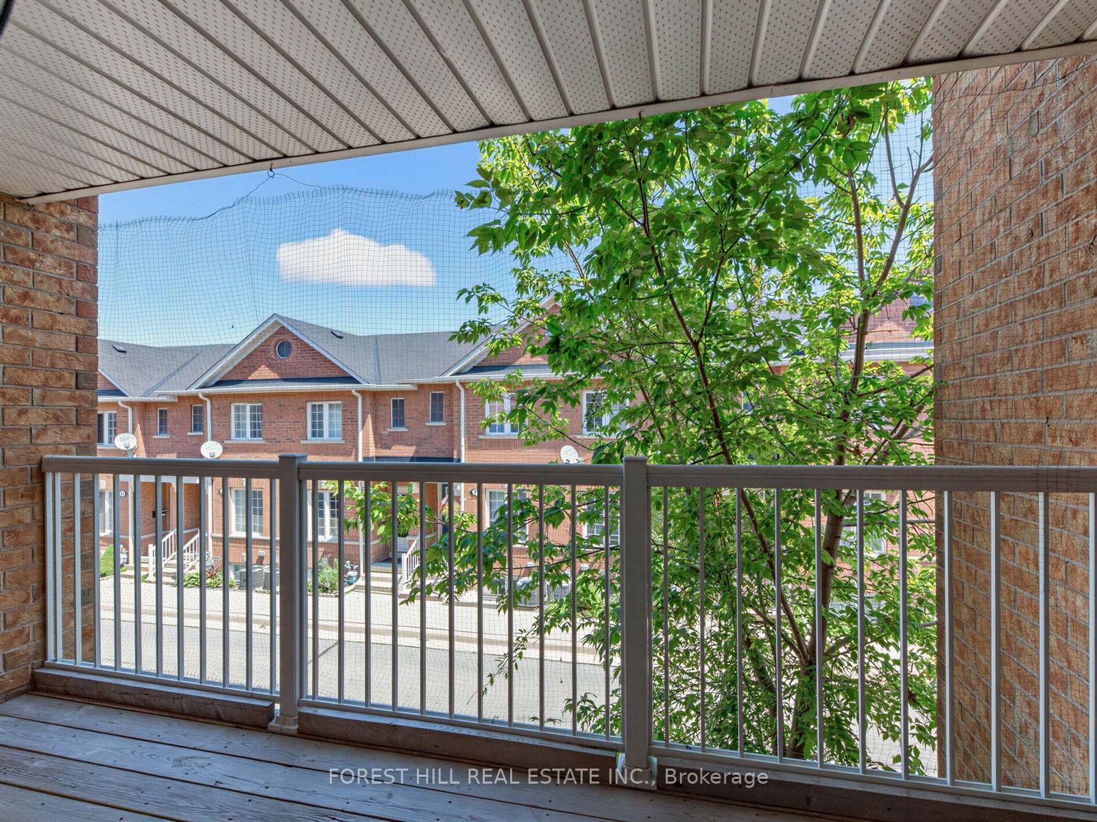 Photo 22 of 37 Birdstone Crescent, Toronto, Junction Area — HOMEH