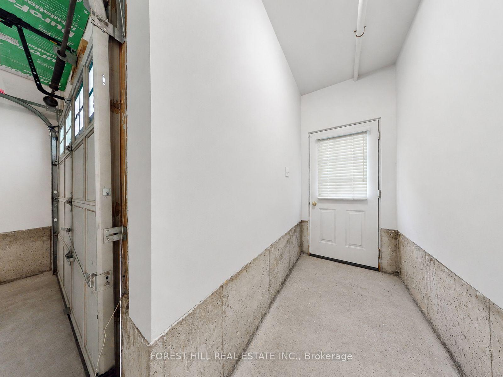 Photo 37 of 37 Birdstone Crescent, Toronto, Junction Area — HOMEH