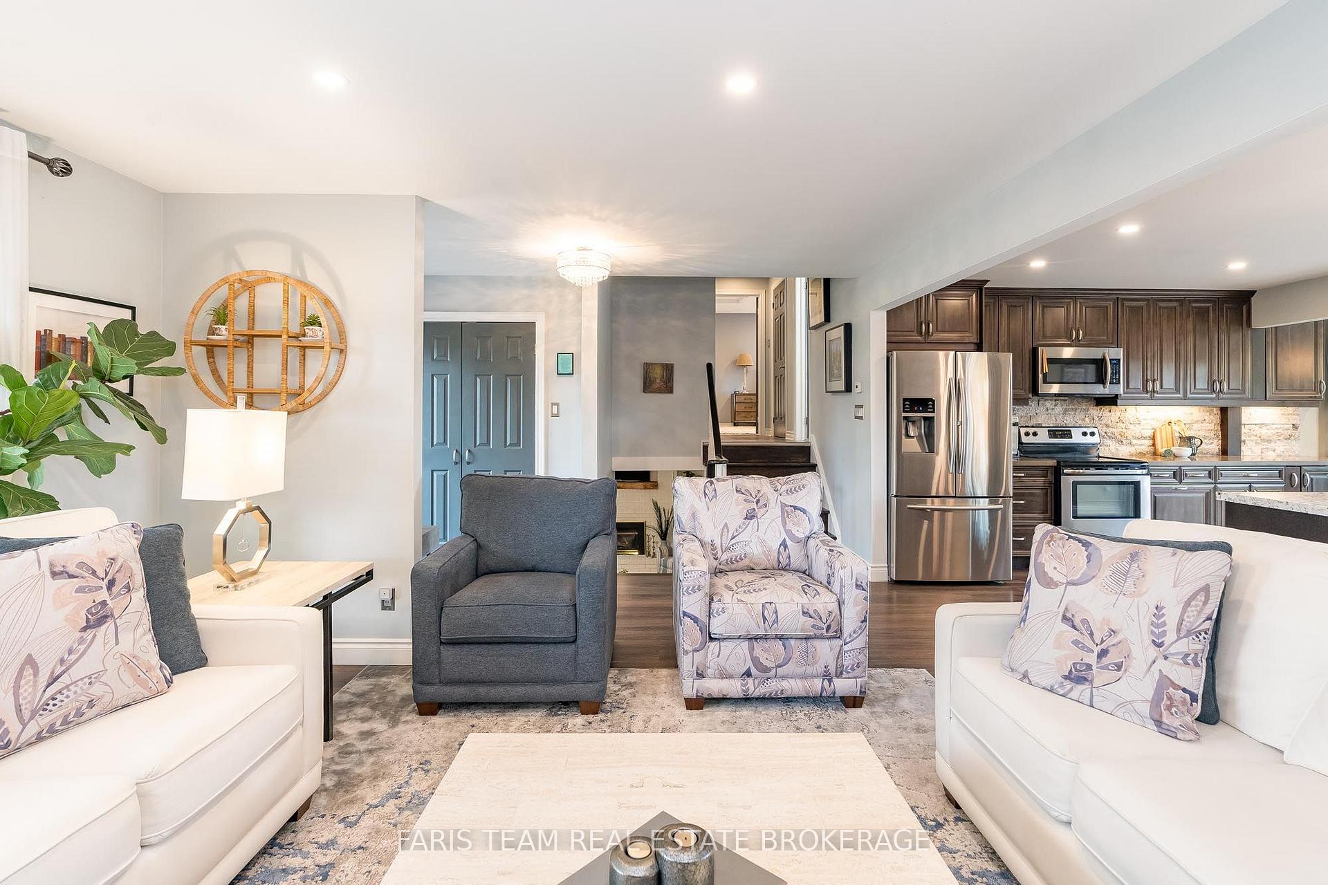 Photo 16 of 2032 Chantler Street, Innisfil, Stroud — HOMEH