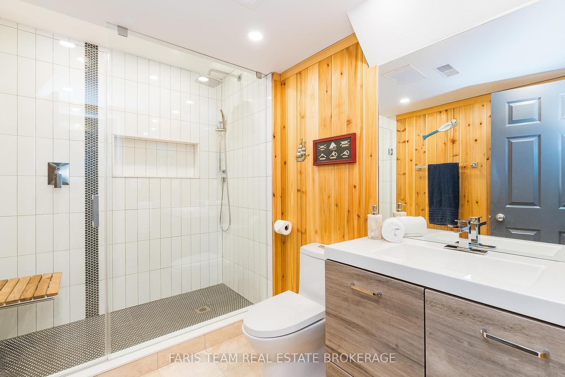 Photo 30 of 2032 Chantler Street, Innisfil, Stroud — HOMEH