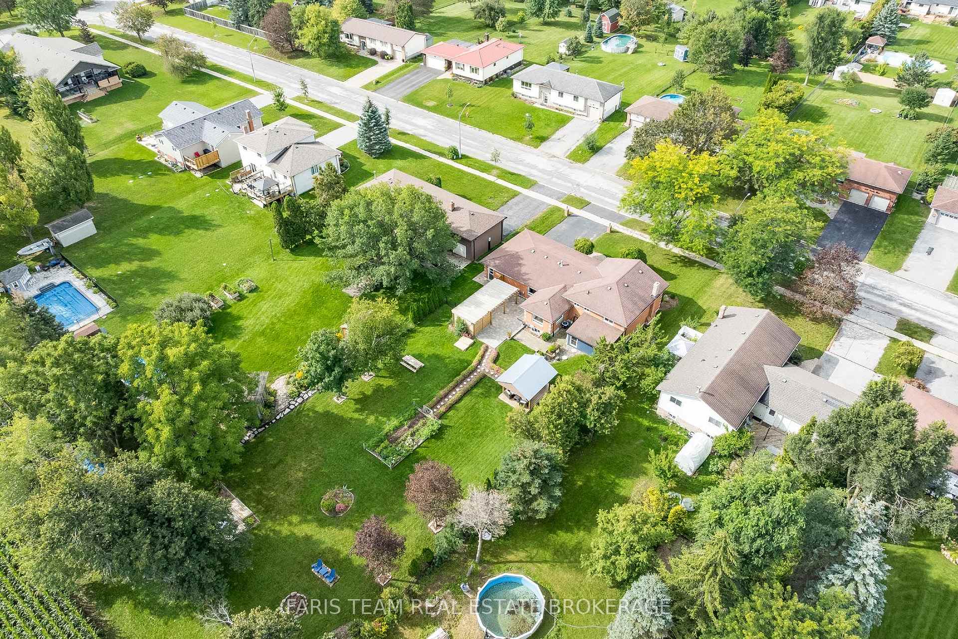 Photo 44 of 2032 Chantler Street, Innisfil, Stroud — HOMEH